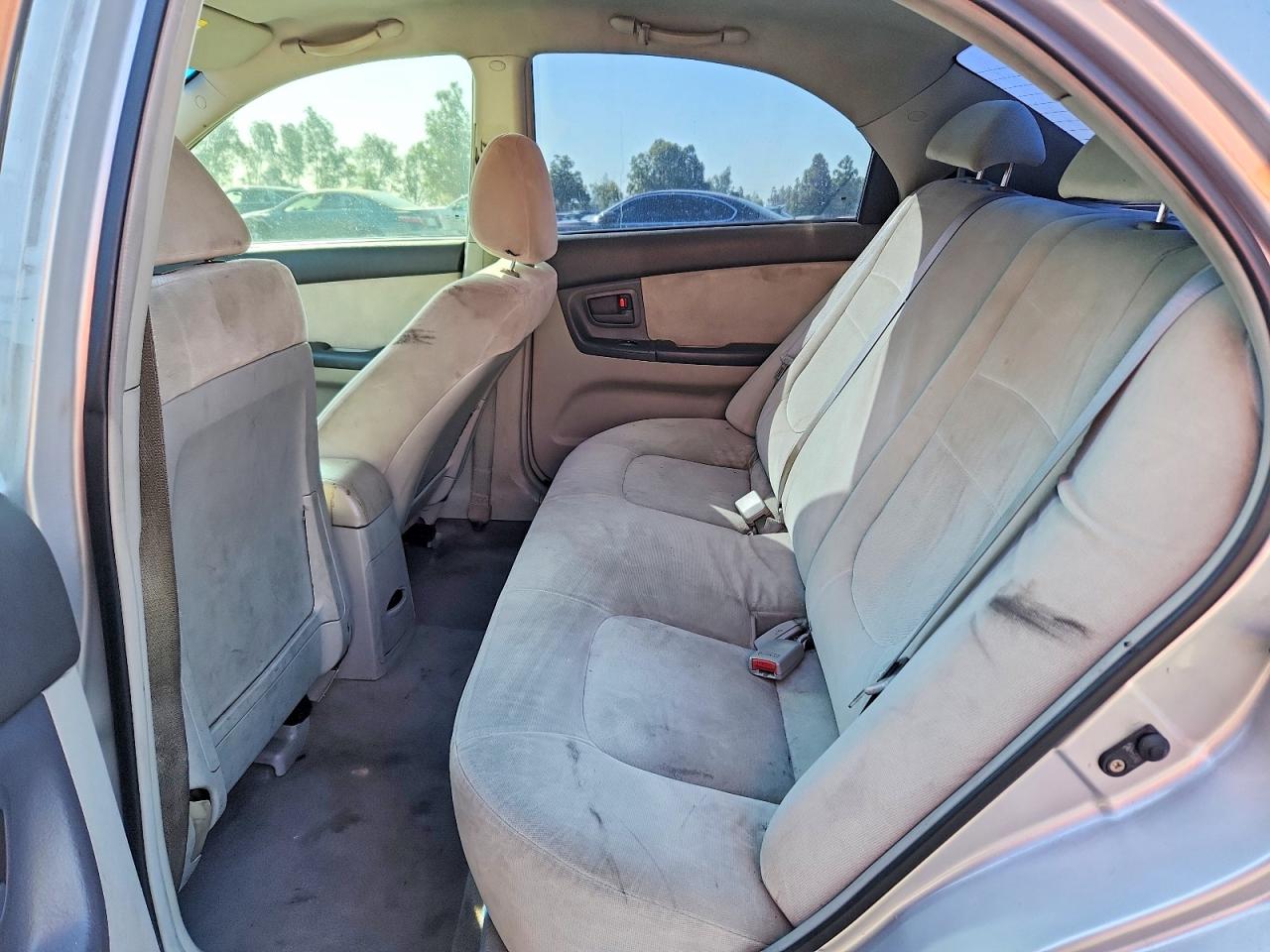 2005 Kia Spectra Lx Silver vin: KNAFE122455204646