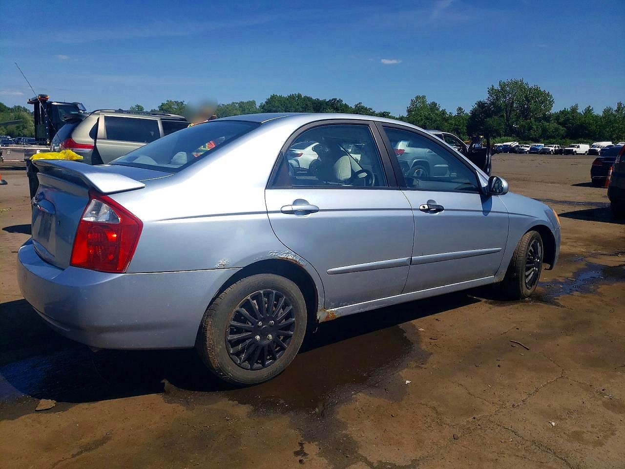 2006 Kia Spectra Ex Silver vin: KNAFE122465244551
