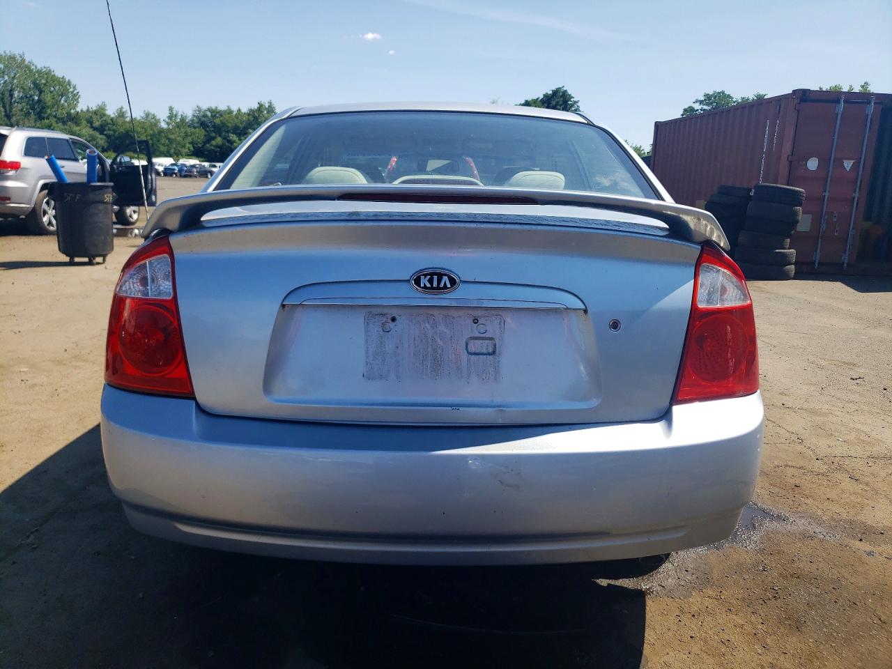 2006 Kia Spectra Ex Silver vin: KNAFE122465244551