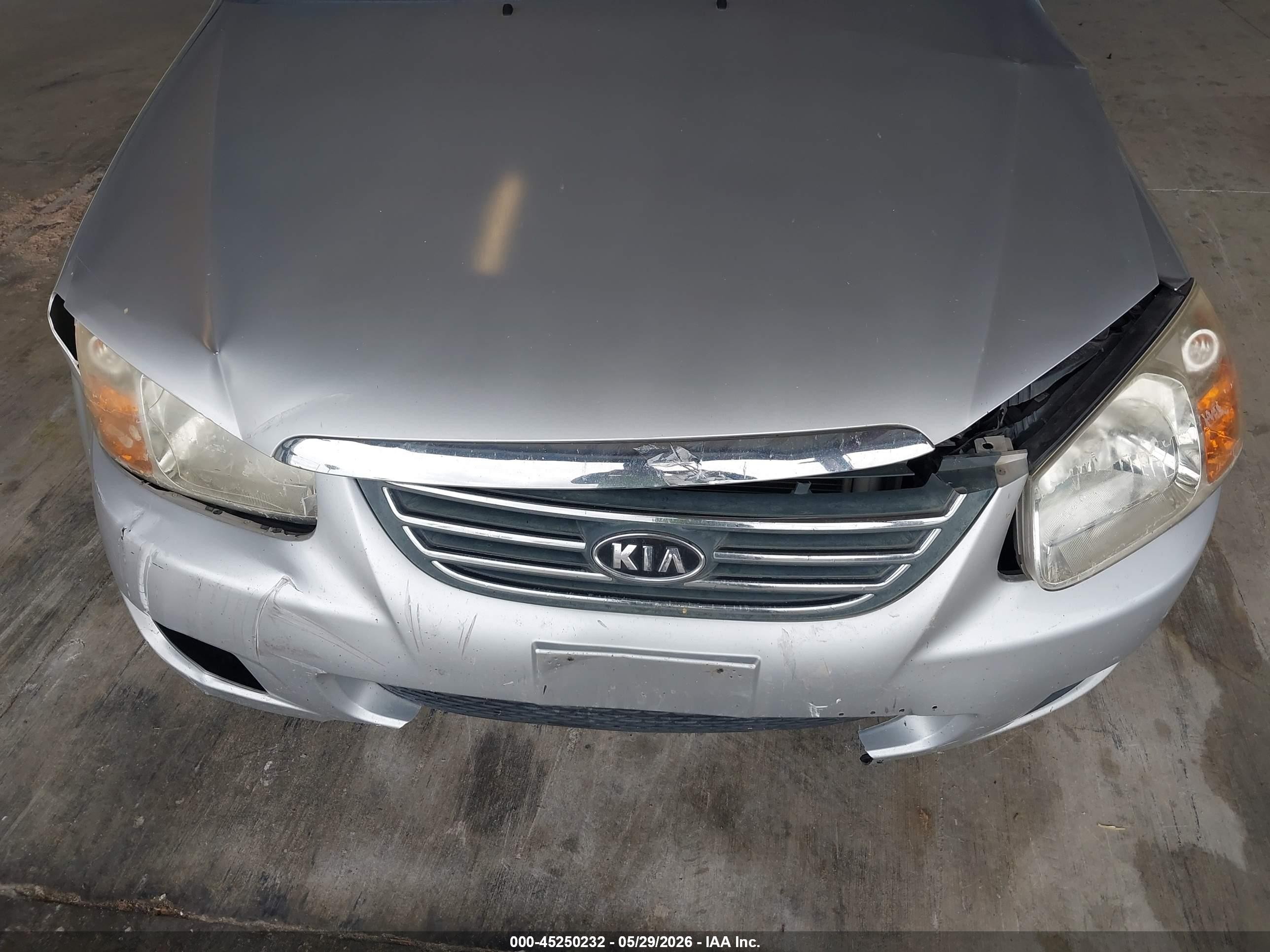 2008 Kia Spectra Ex Silver vin: KNAFE122485493192