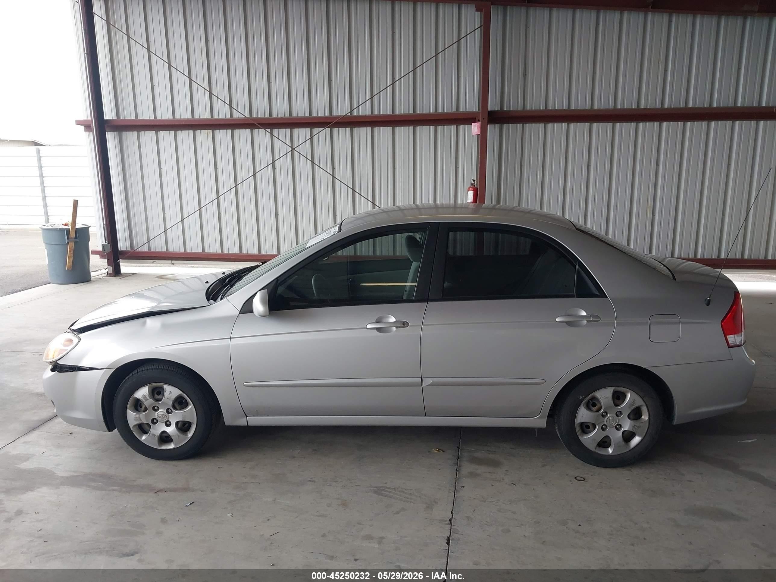 2008 Kia Spectra Ex Silver vin: KNAFE122485493192