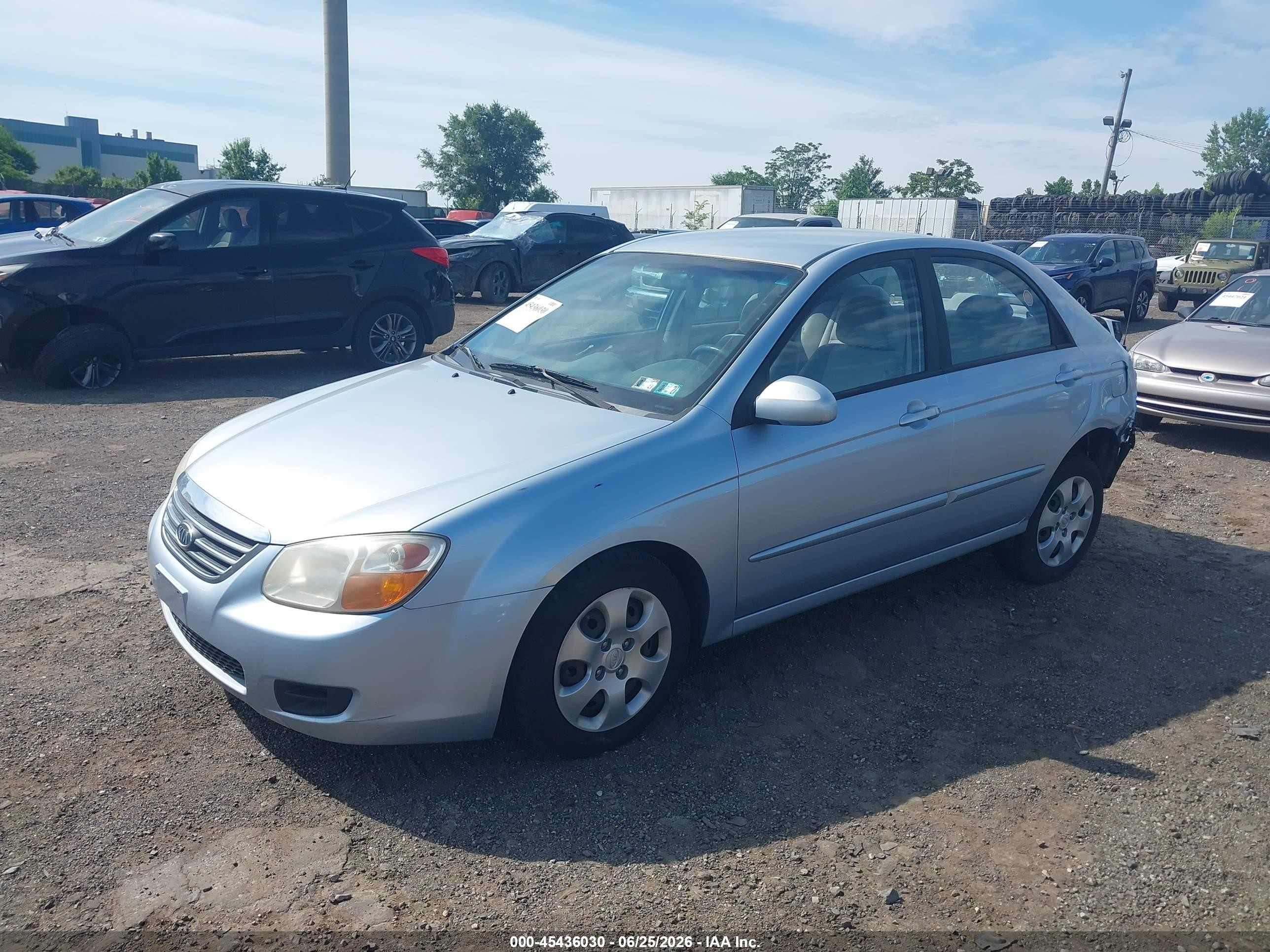 2008 Kia Spectra Ex Silver vin: KNAFE122485560387