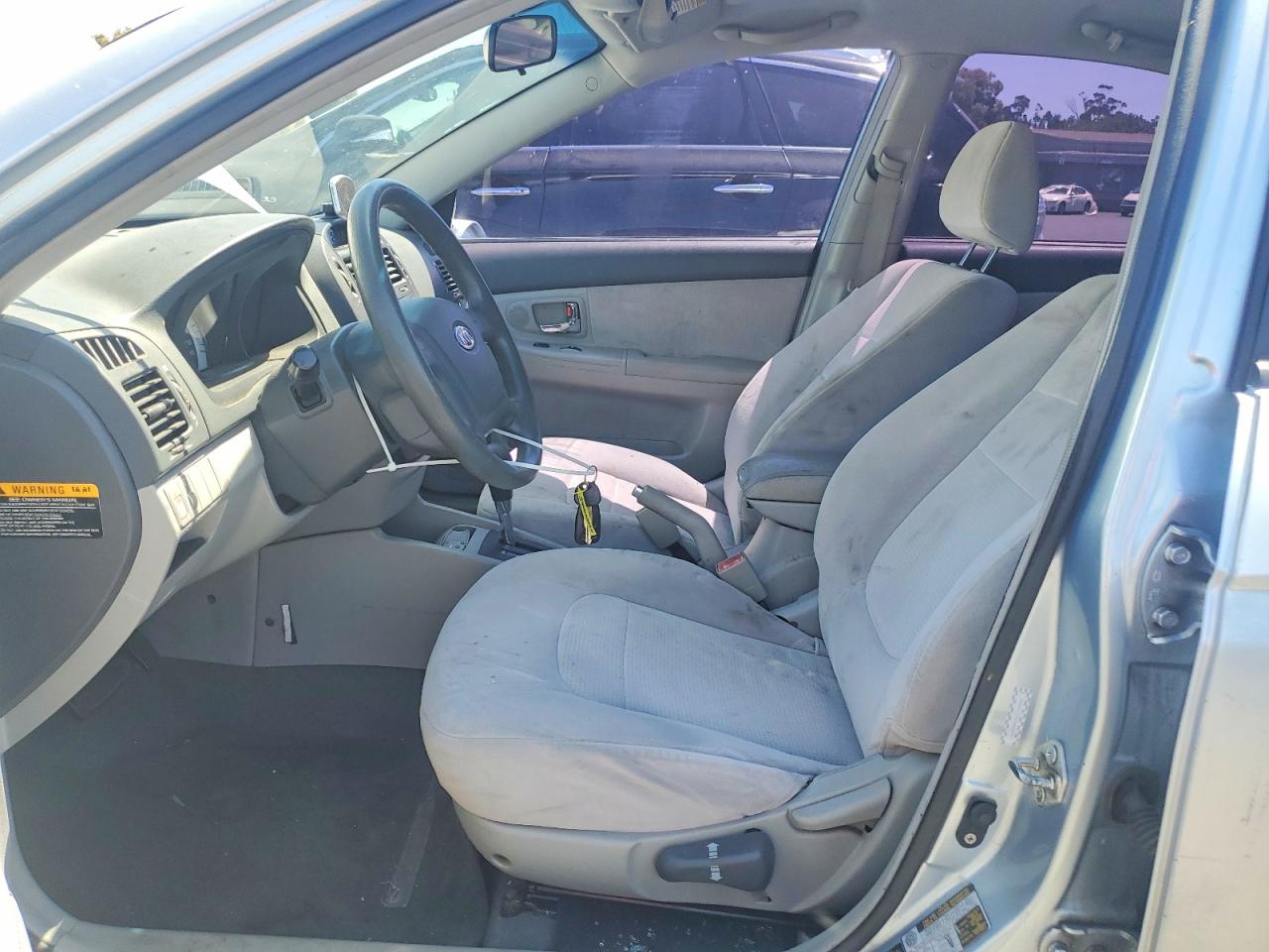 2007 Kia Spectra Lx Серебряный vin: KNAFE122575485584