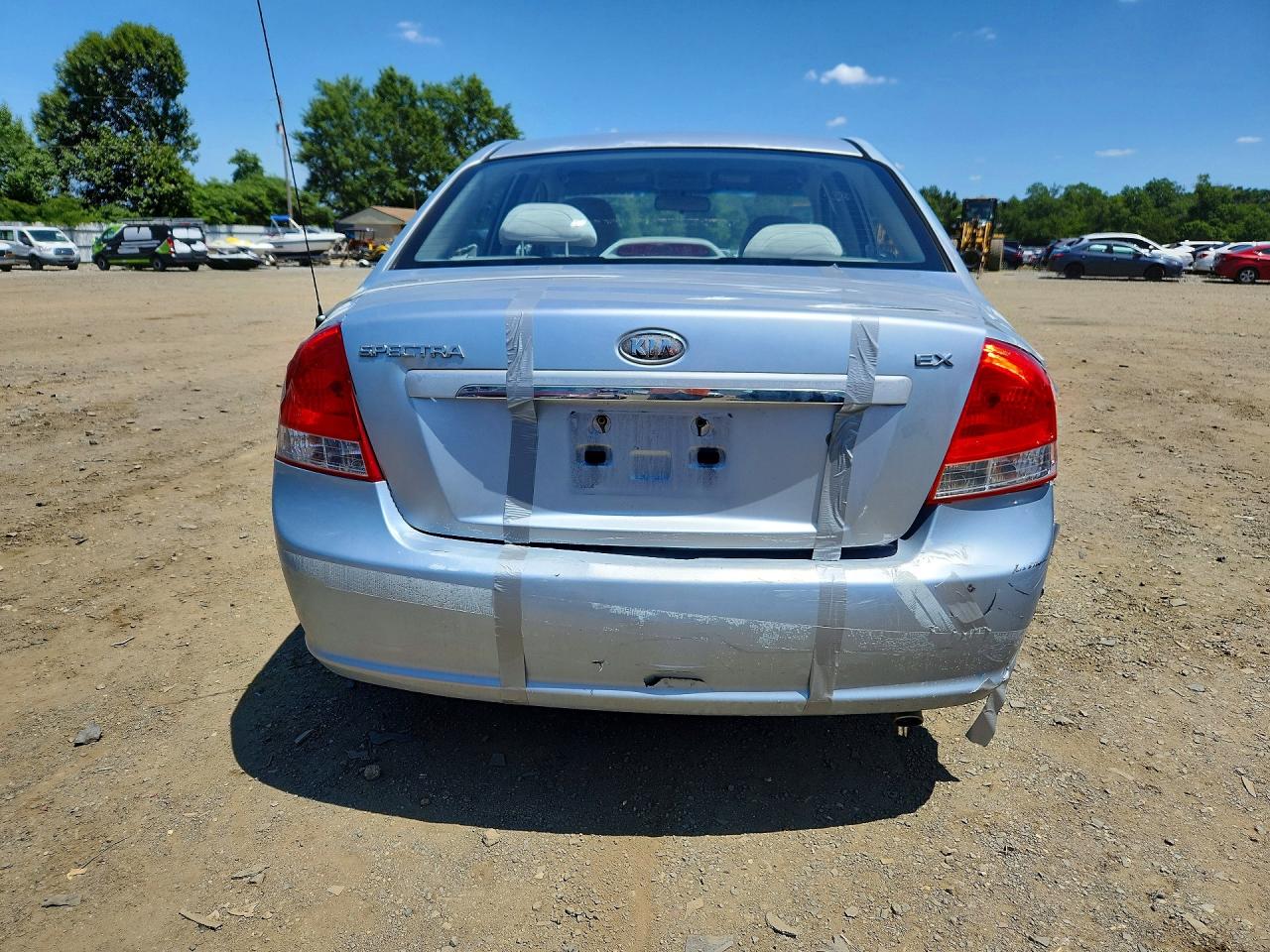 2008 Kia Spectra Lx Blue vin: KNAFE122585491144