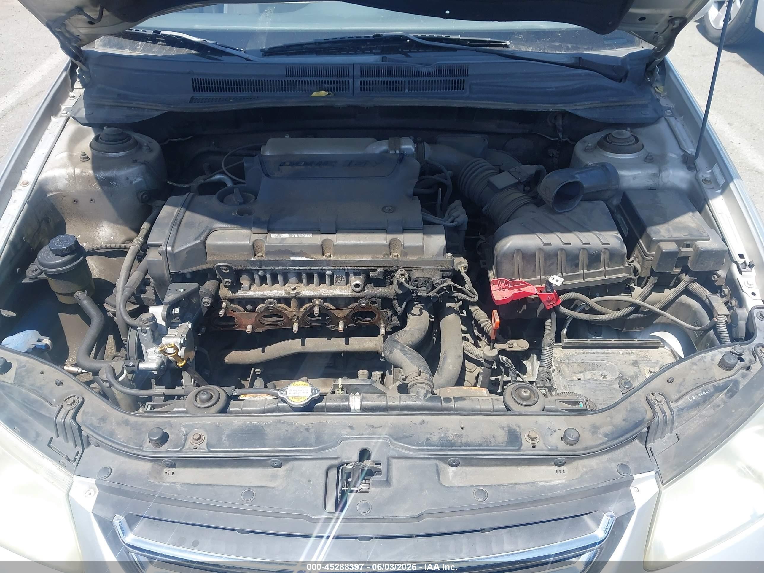 2008 Kia Spectra Ex Silver vin: KNAFE122585584648