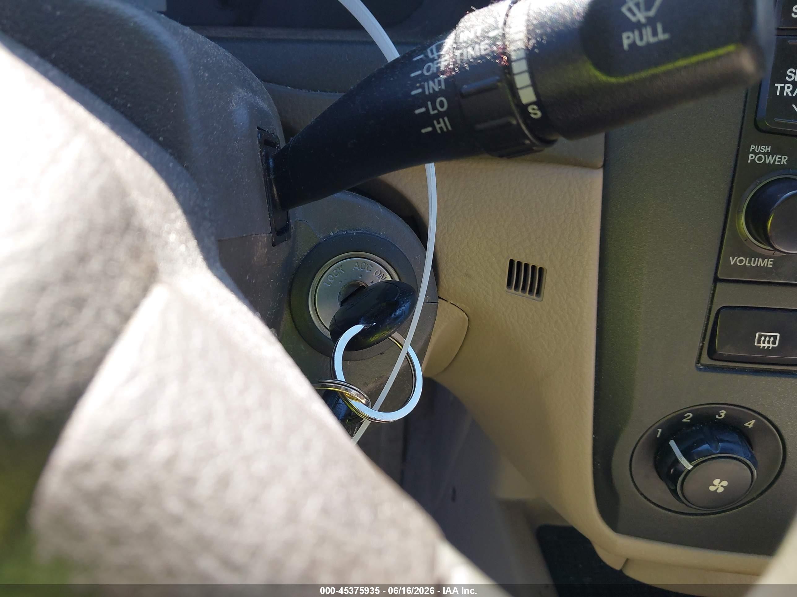 2005 Kia Spectra Ex/lx/sx Золотой vin: KNAFE122655157121