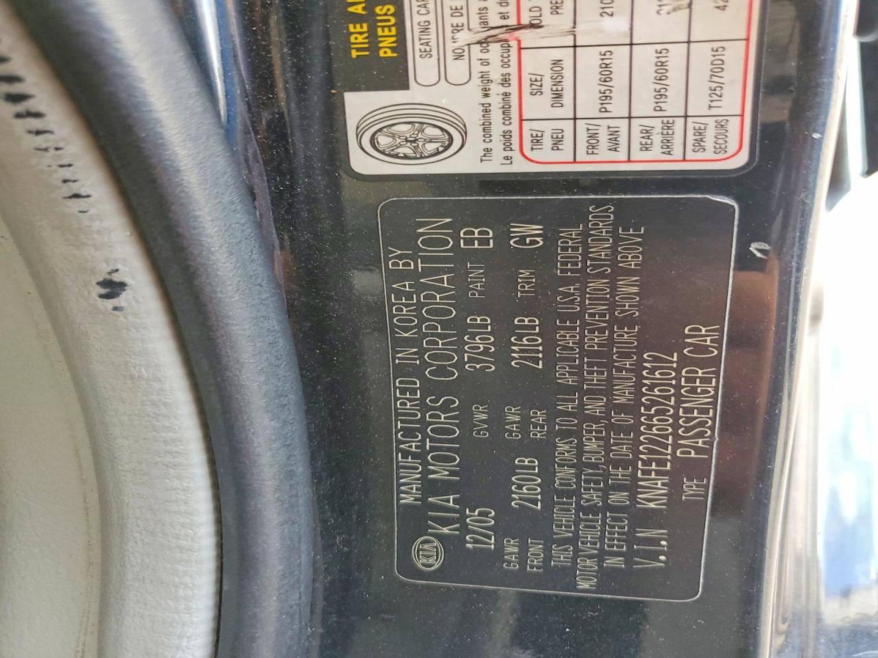 2006 Kia Spectra Ex Black vin: KNAFE122665261612