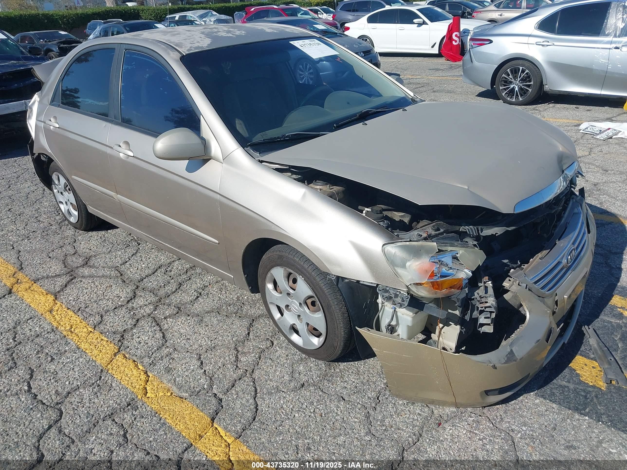 2007 Kia Spectra Ex Бежевый vin: KNAFE122675483259