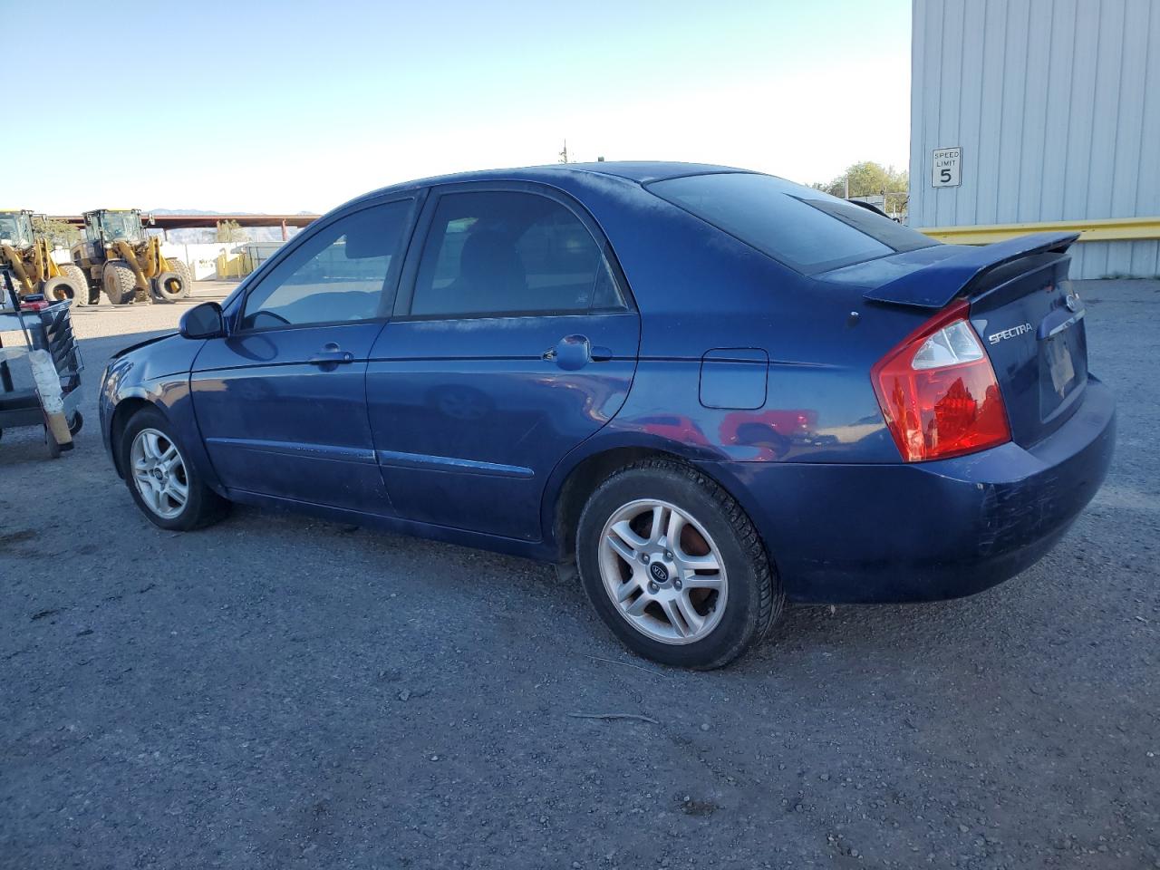 2004 Kia Spectra Lx Blue vin: KNAFE122745052456