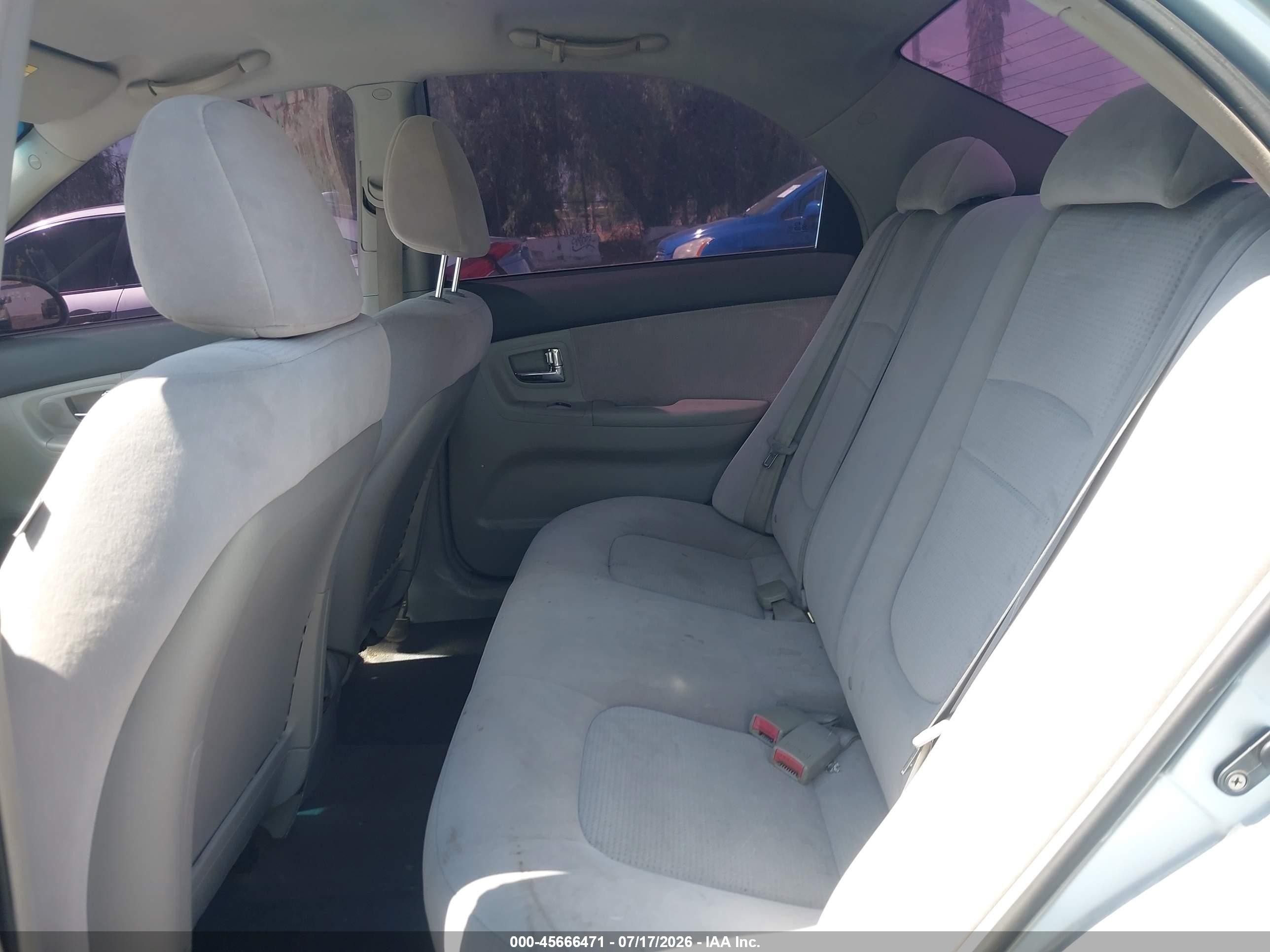 2007 Kia Spectra Ex Blue vin: KNAFE122775487918