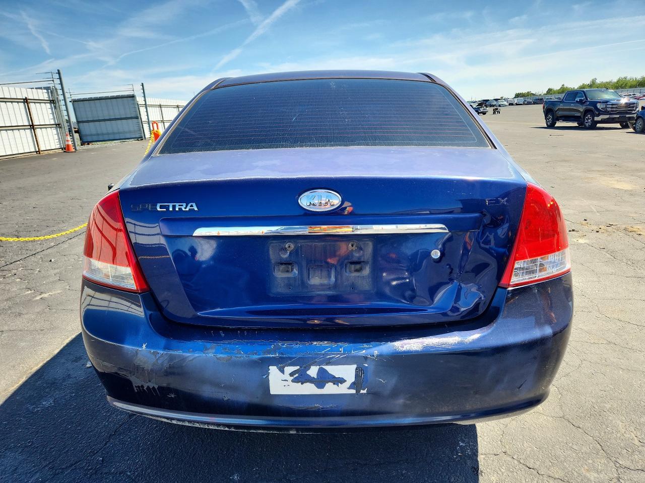 2008 Kia Spectra Lx Blue vin: KNAFE122X85525367