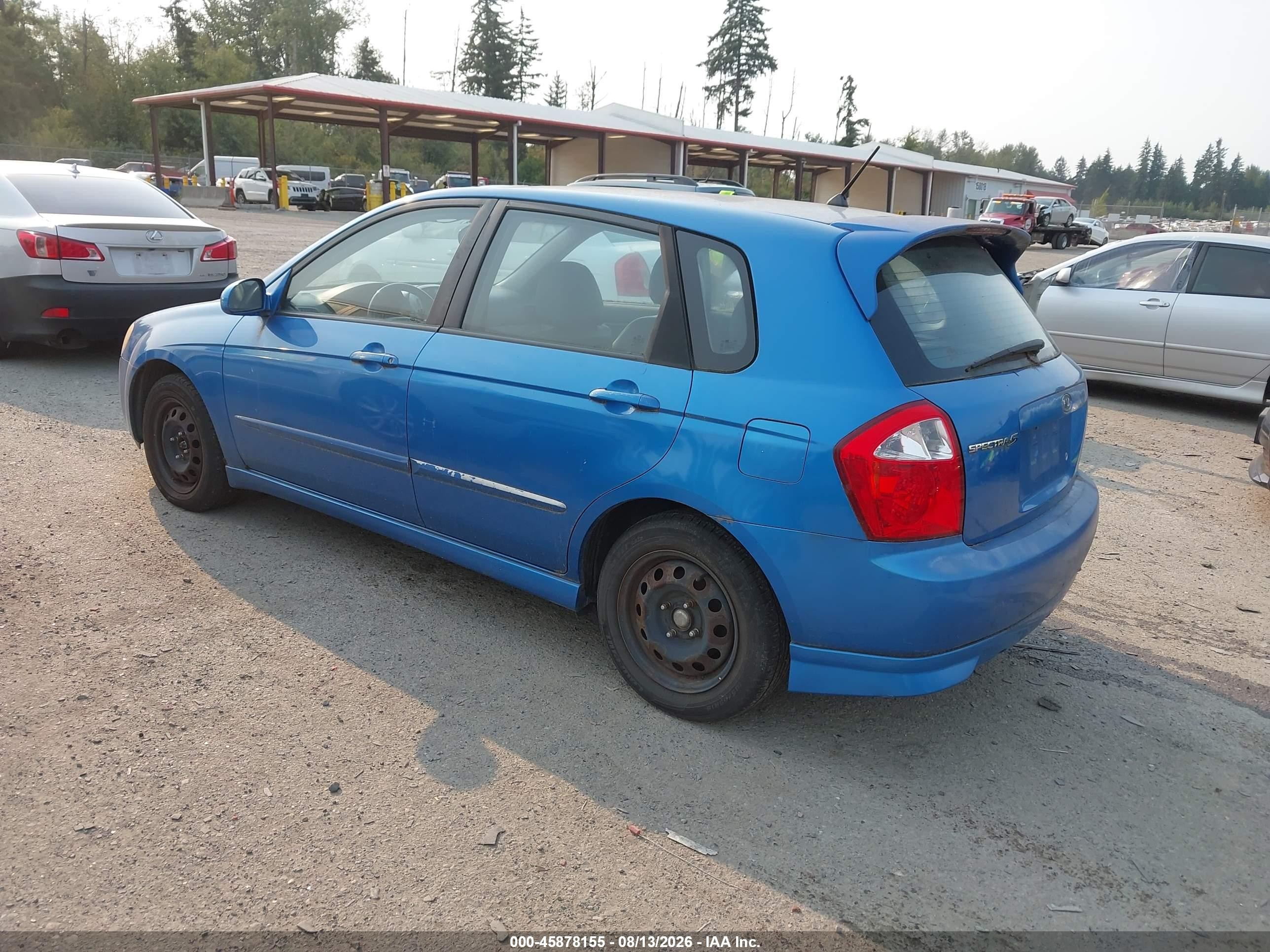 2005 Kia Spectra5 Blue vin: KNAFE161155140261