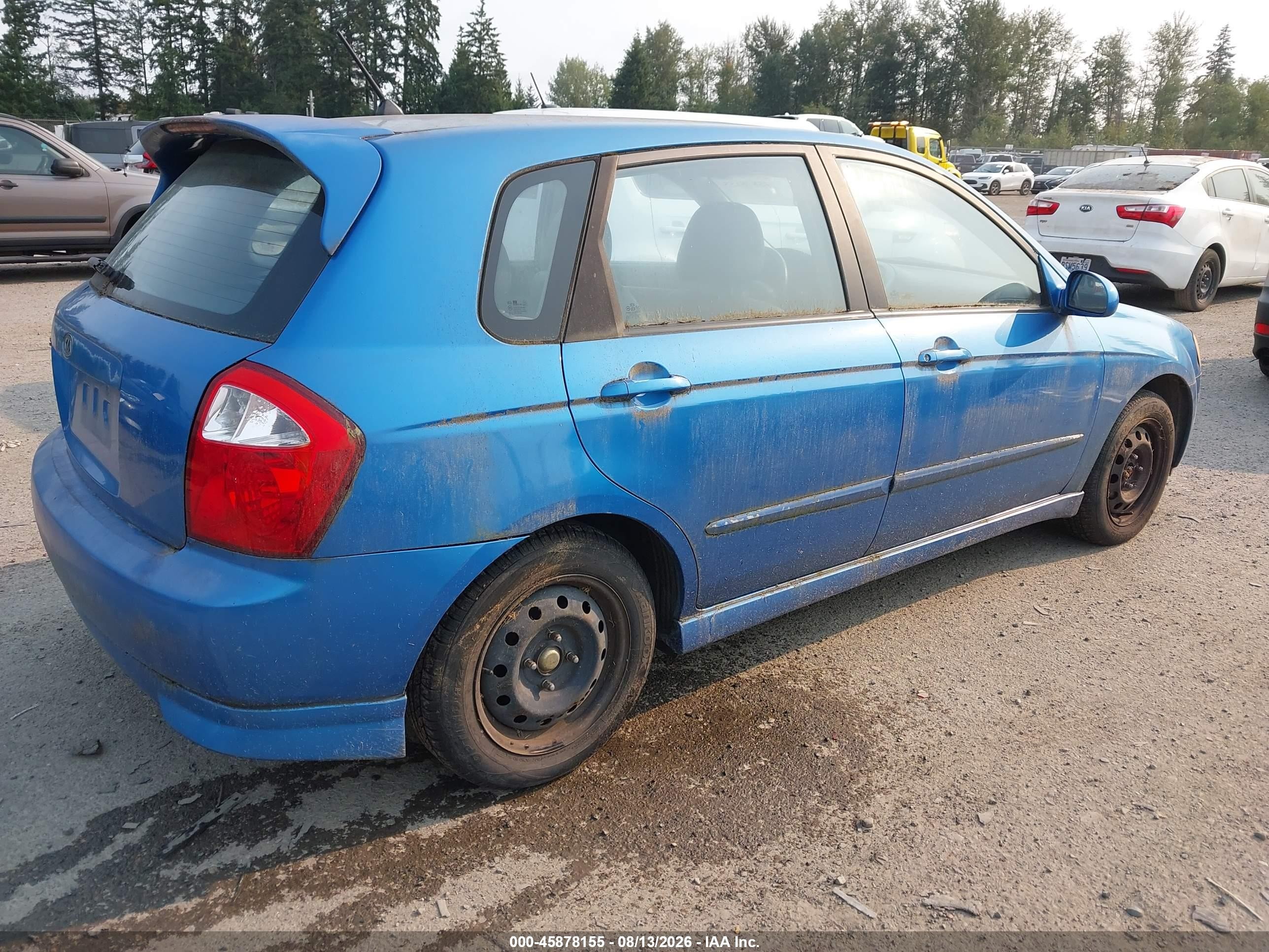 2005 Kia Spectra5 Blue vin: KNAFE161155140261