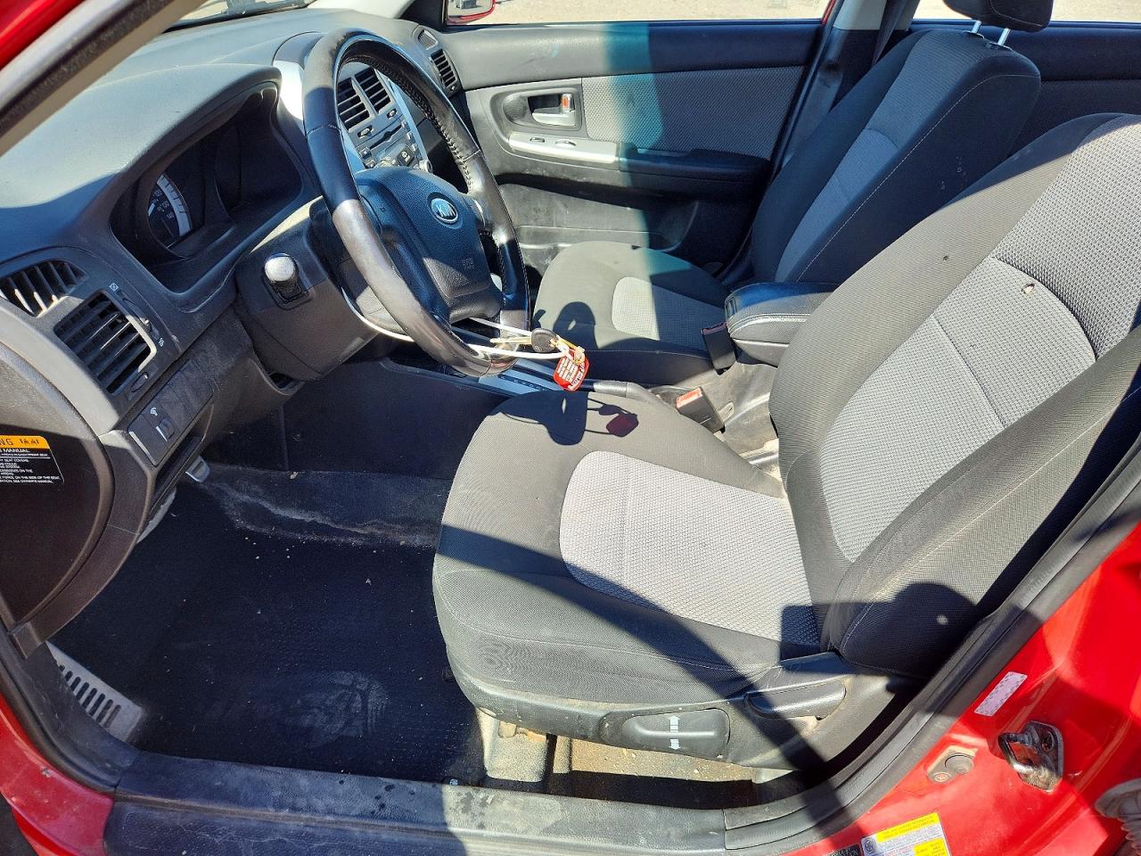 2007 Kia Spectra5 Sx Red vin: KNAFE161175000486