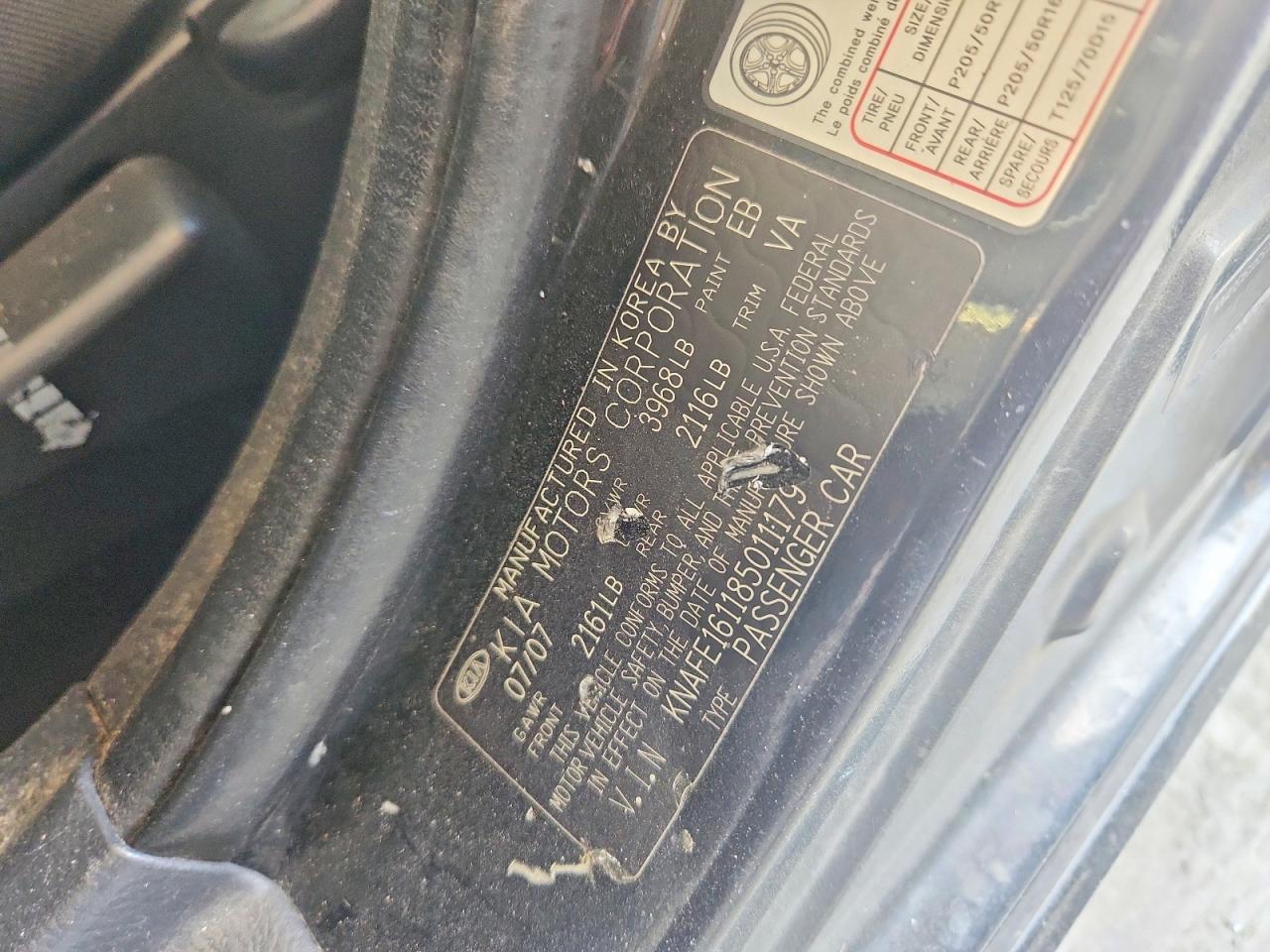 2008 Kia Spectra5 5 Sx Black vin: KNAFE161185011179