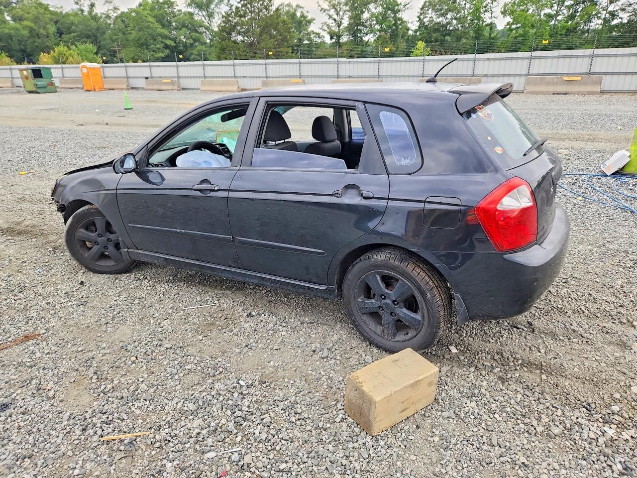 2008 Kia Spectra5 5 Sx Black vin: KNAFE161185016477