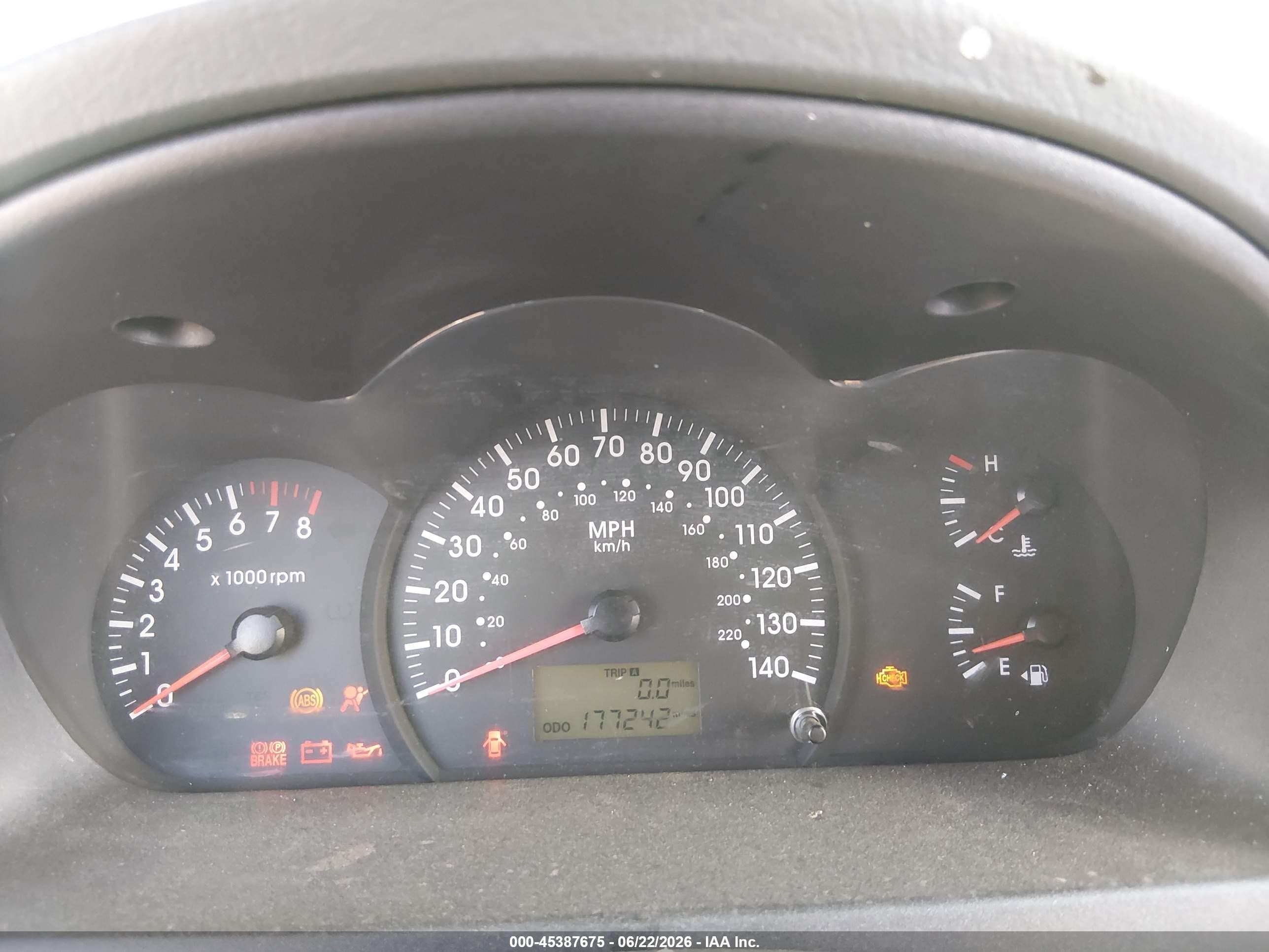 2005 Kia Spectra5   Black vin: KNAFE161355121369