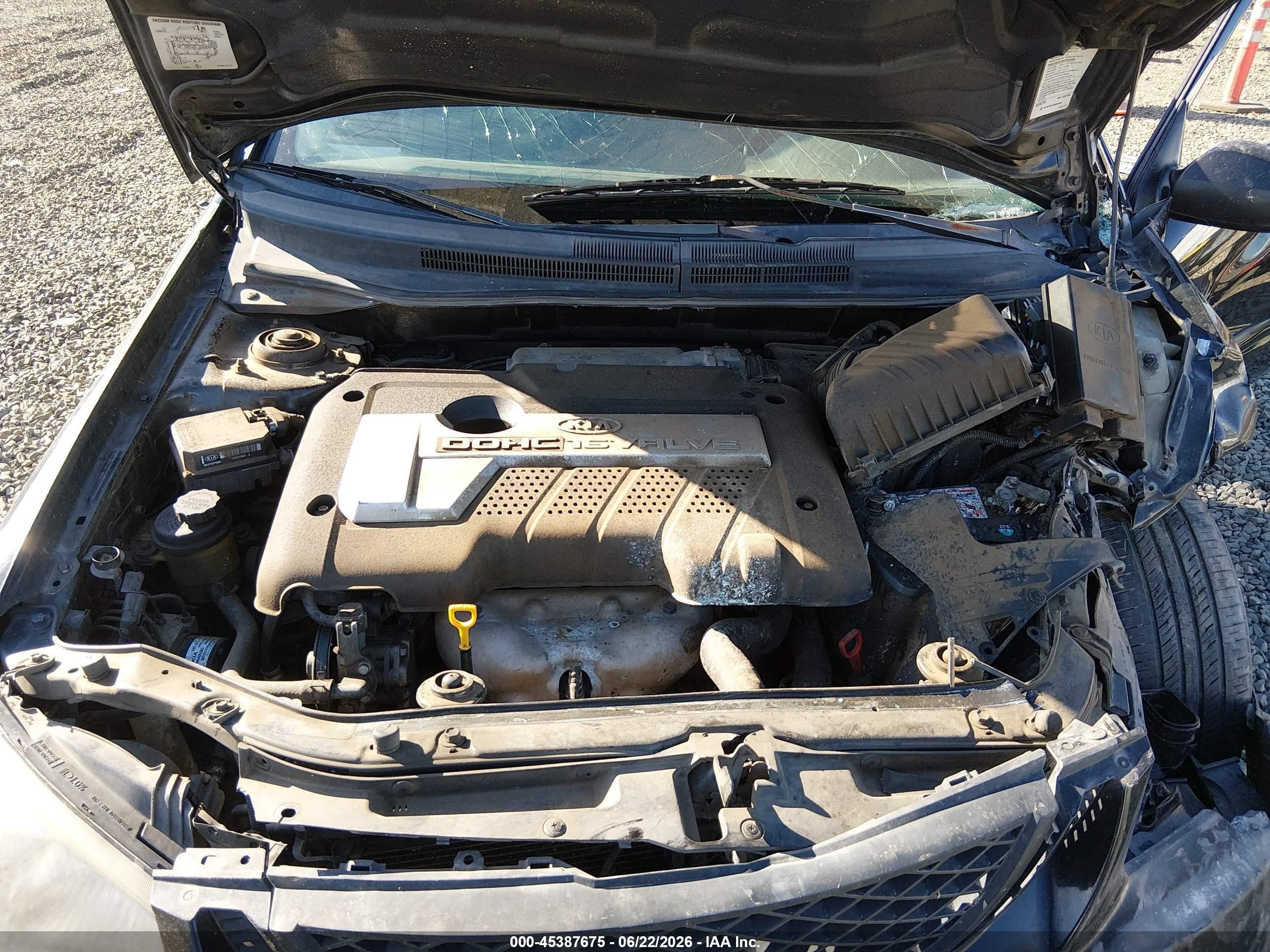 2005 Kia Spectra5   Black vin: KNAFE161355121369