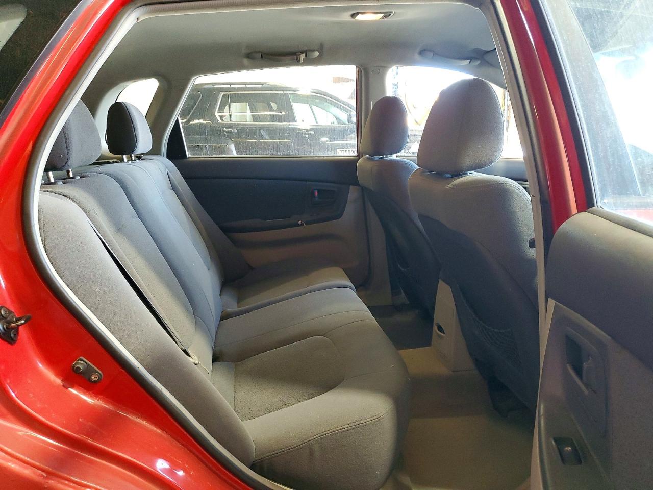 2006 Kia Spectra Spectra5 Red vin: KNAFE161365244901