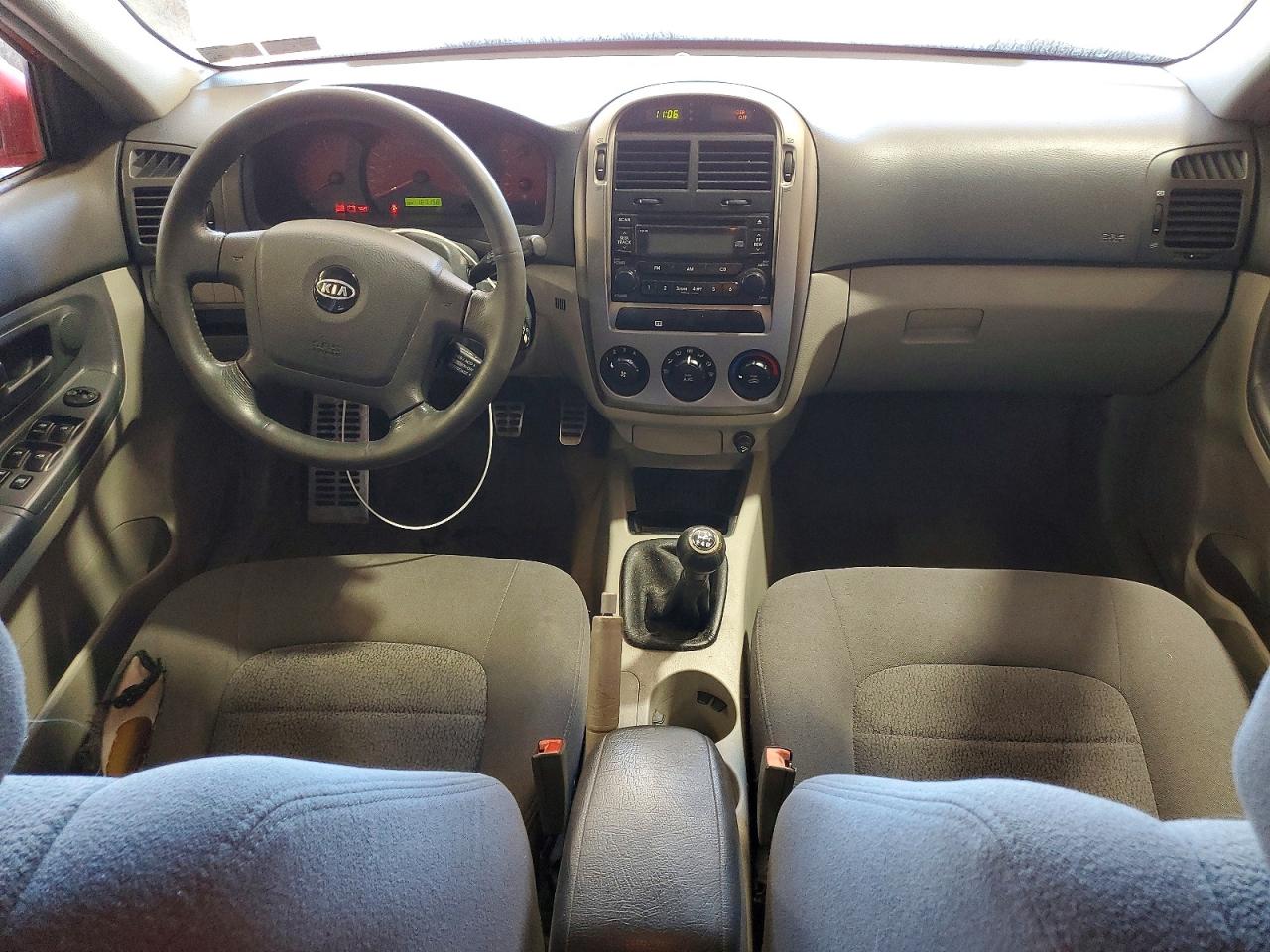 2006 Kia Spectra Spectra5 Red vin: KNAFE161365244901