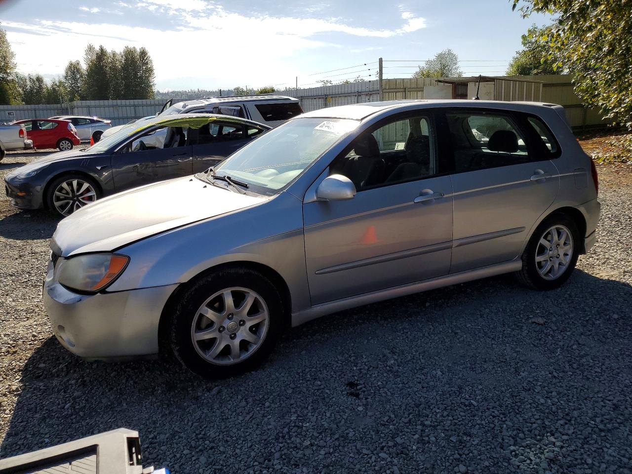2005 Kia Spectra Spectra5 Silver vin: KNAFE161655117686