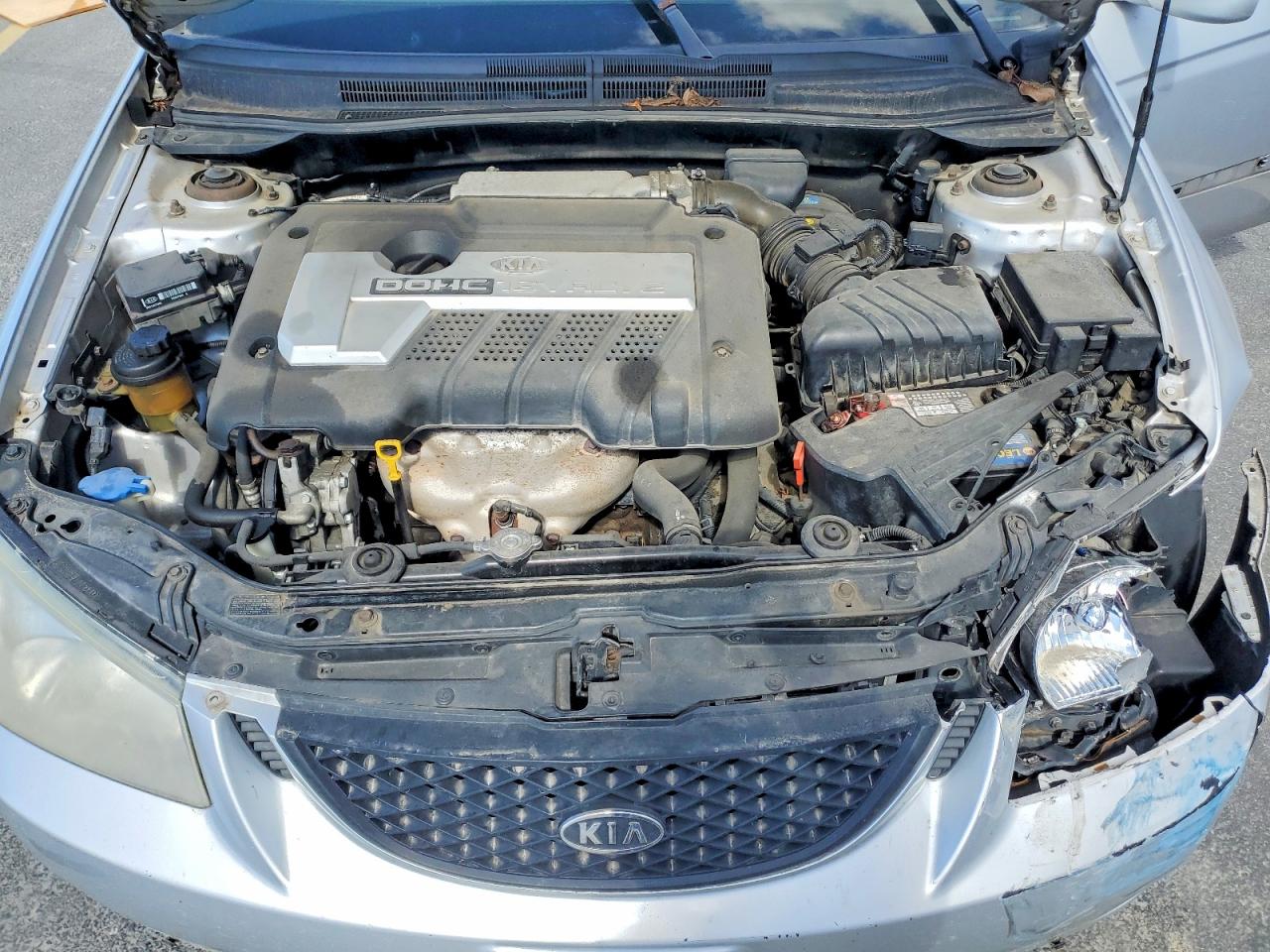 2006 Kia Spectra Spectra5 Серебряный vin: KNAFE161665342255