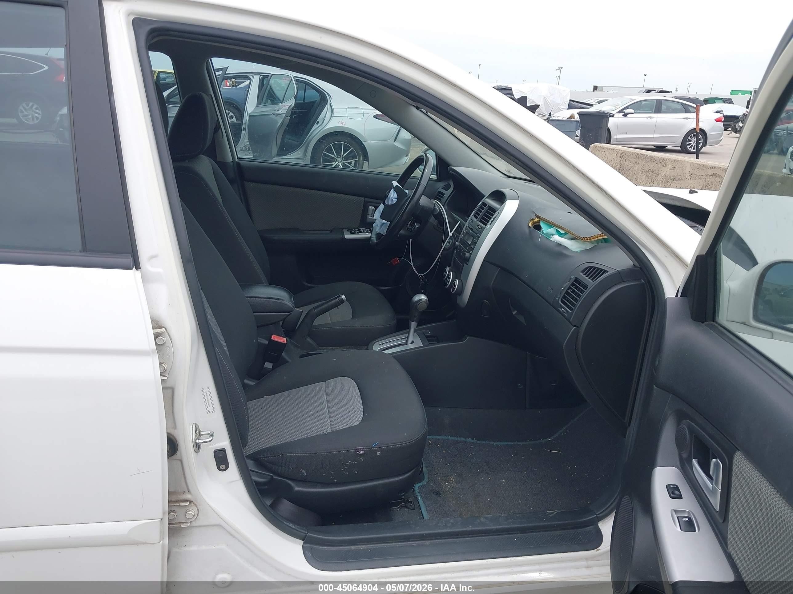 2007 Kia Spectra5 Sx White vin: KNAFE161675009653