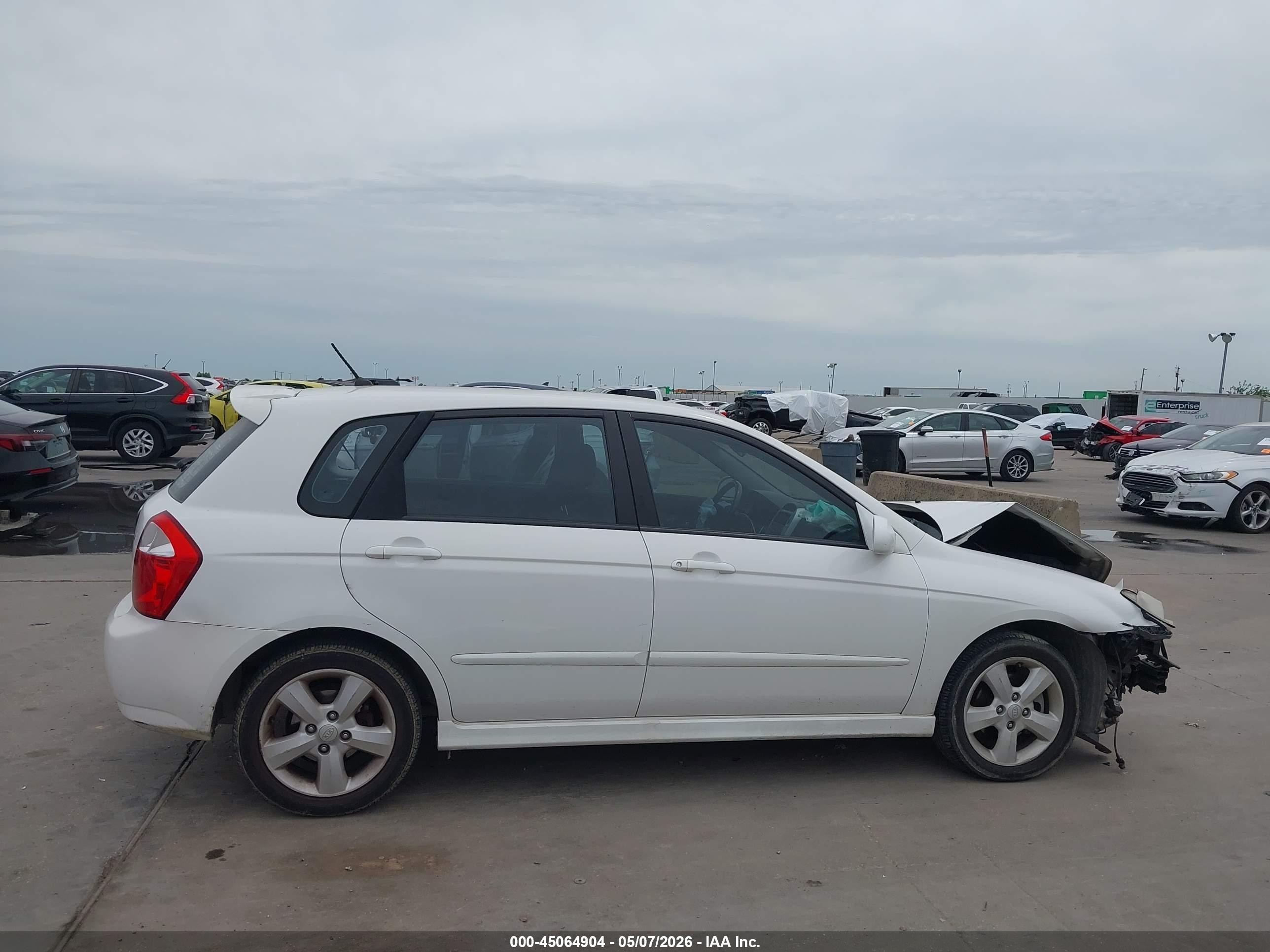 2007 Kia Spectra5 Sx White vin: KNAFE161675009653