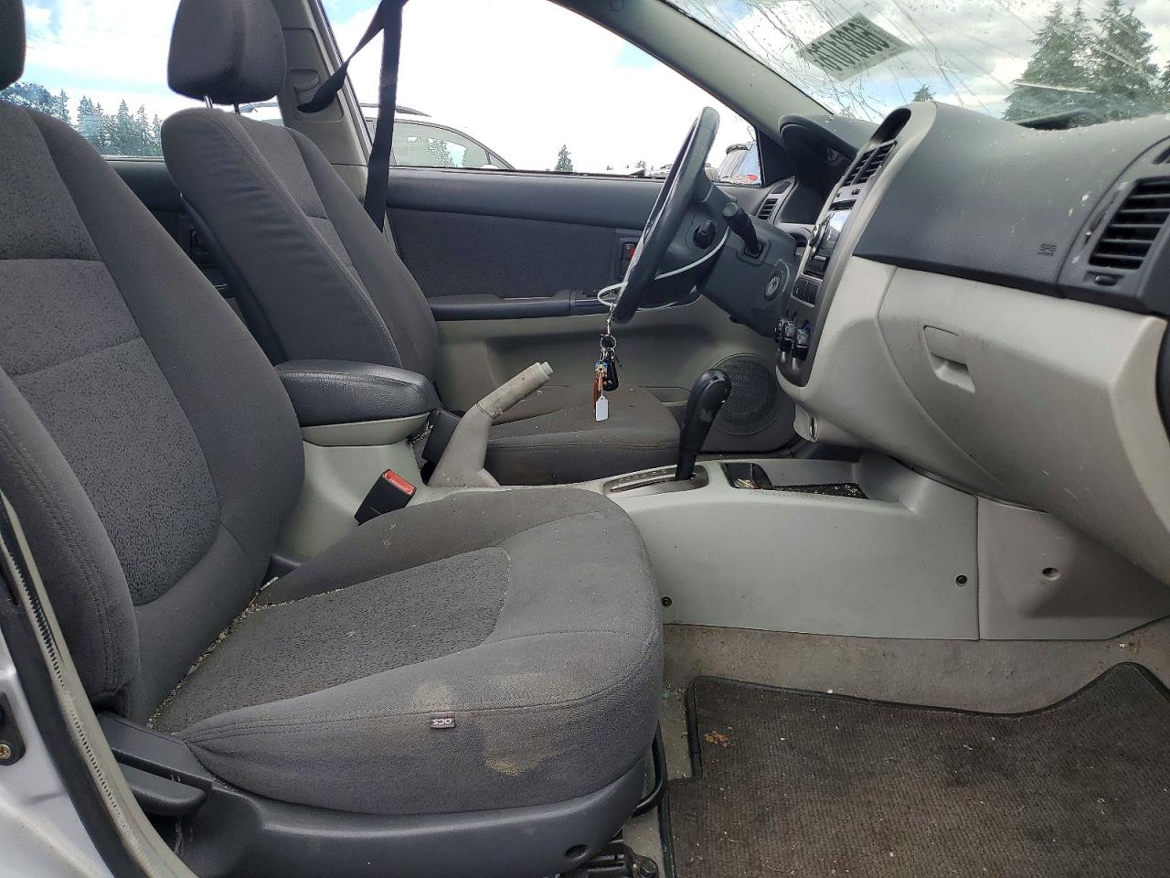 2005 Kia Spectra Spectra5 Silver vin: KNAFE161755113808