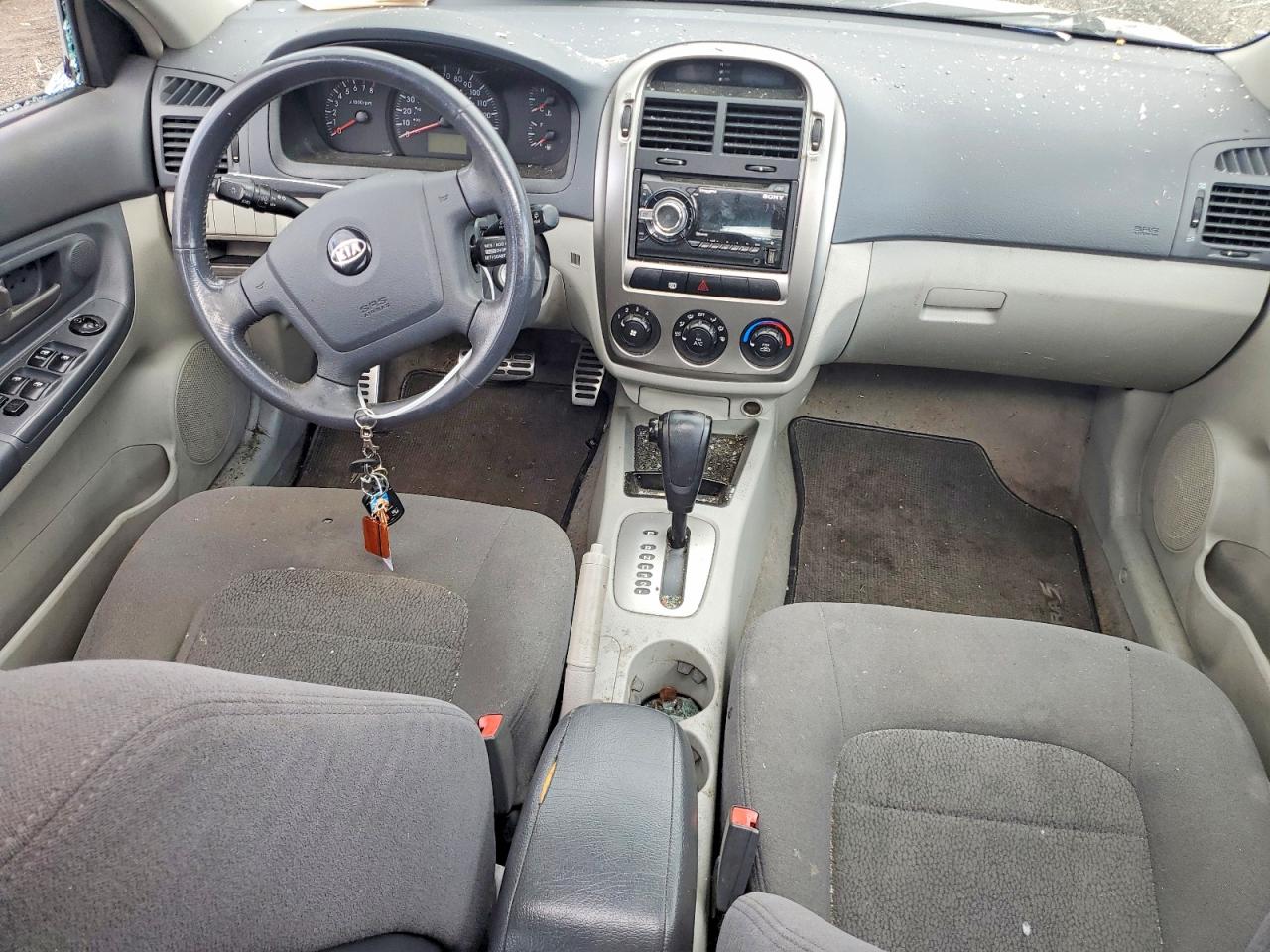 2005 Kia Spectra Spectra5 Silver vin: KNAFE161755113808