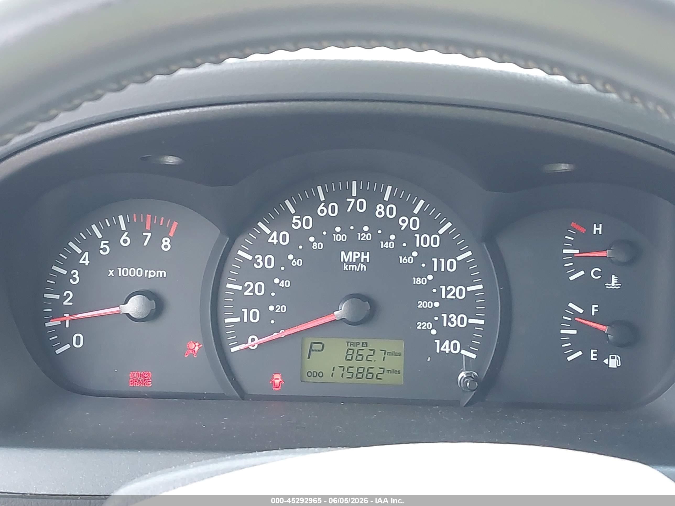 2006 Kia Spectra5   Silver vin: KNAFE161765364121