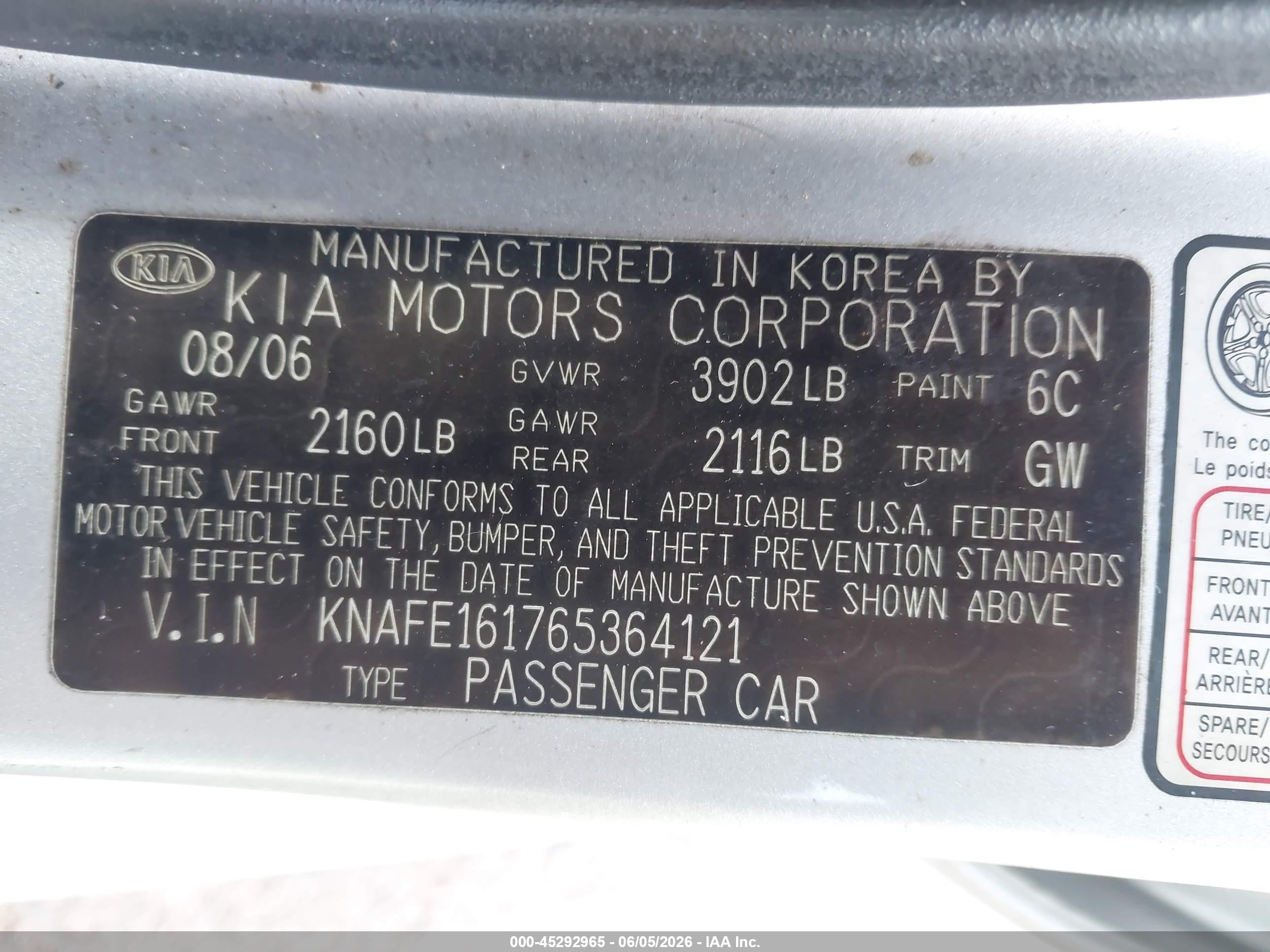 2006 Kia Spectra5   Silver vin: KNAFE161765364121