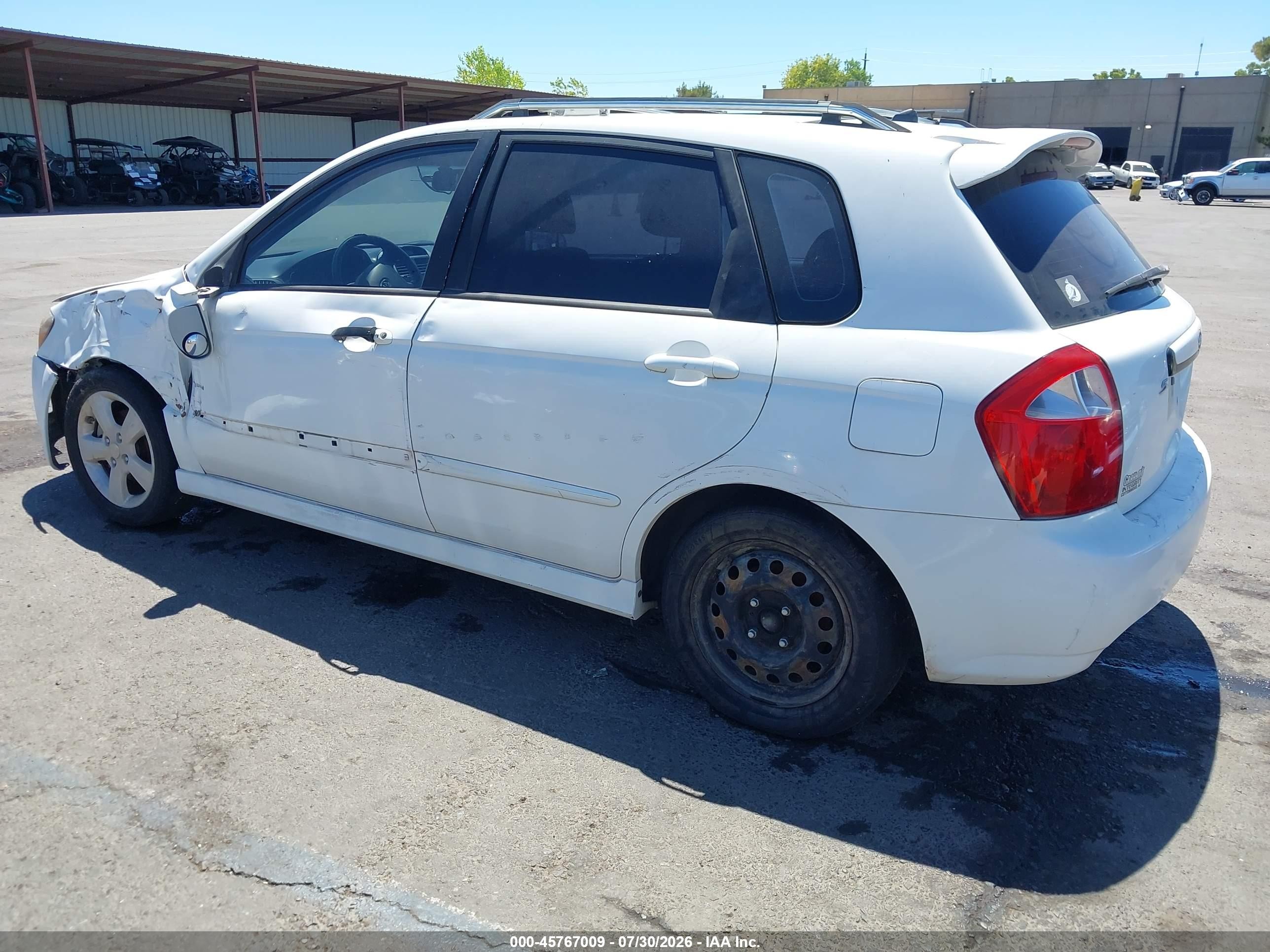 2008 Kia Spectra5 Sx White vin: KNAFE161X85012900