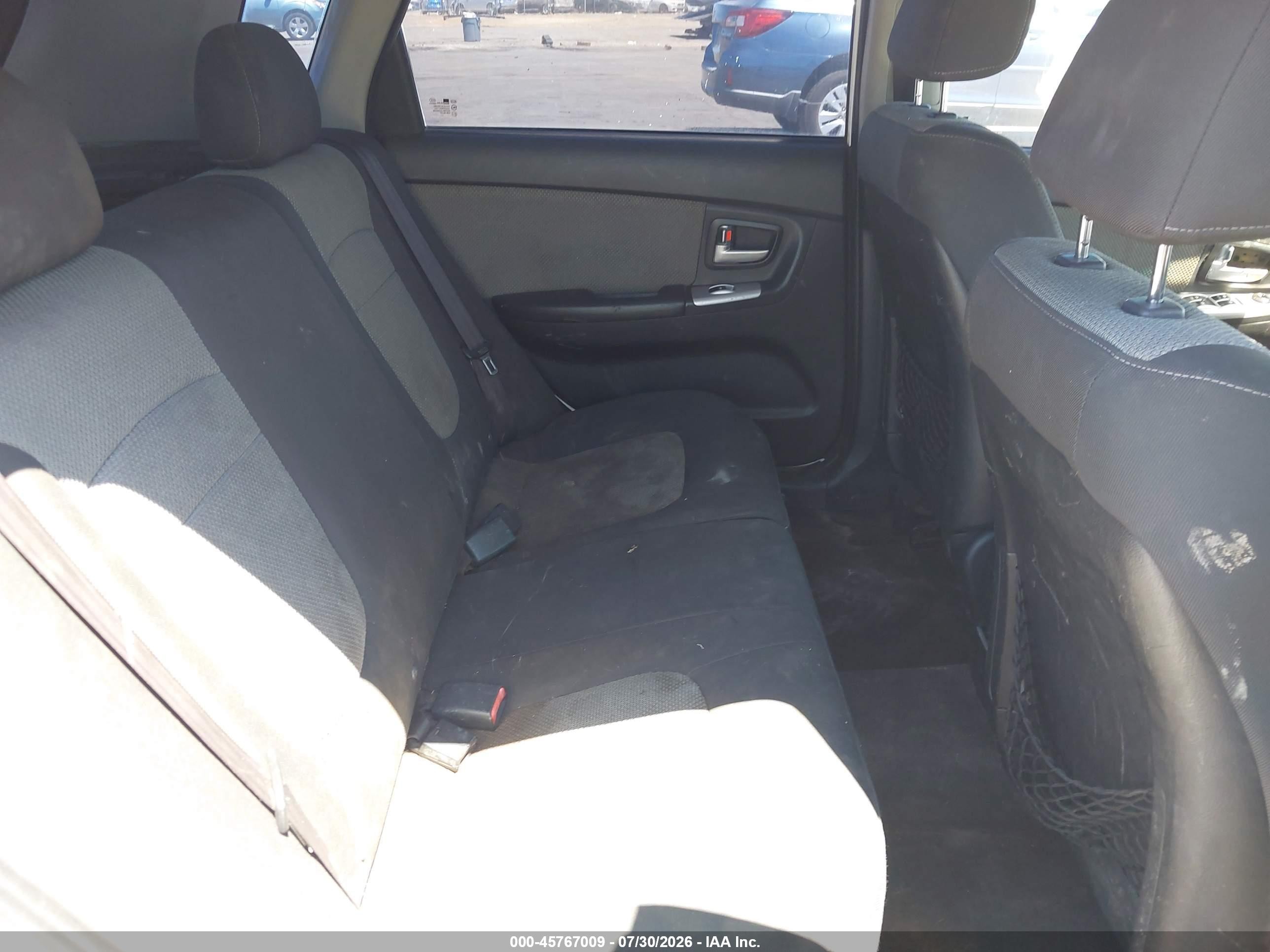 2008 Kia Spectra5 Sx White vin: KNAFE161X85012900