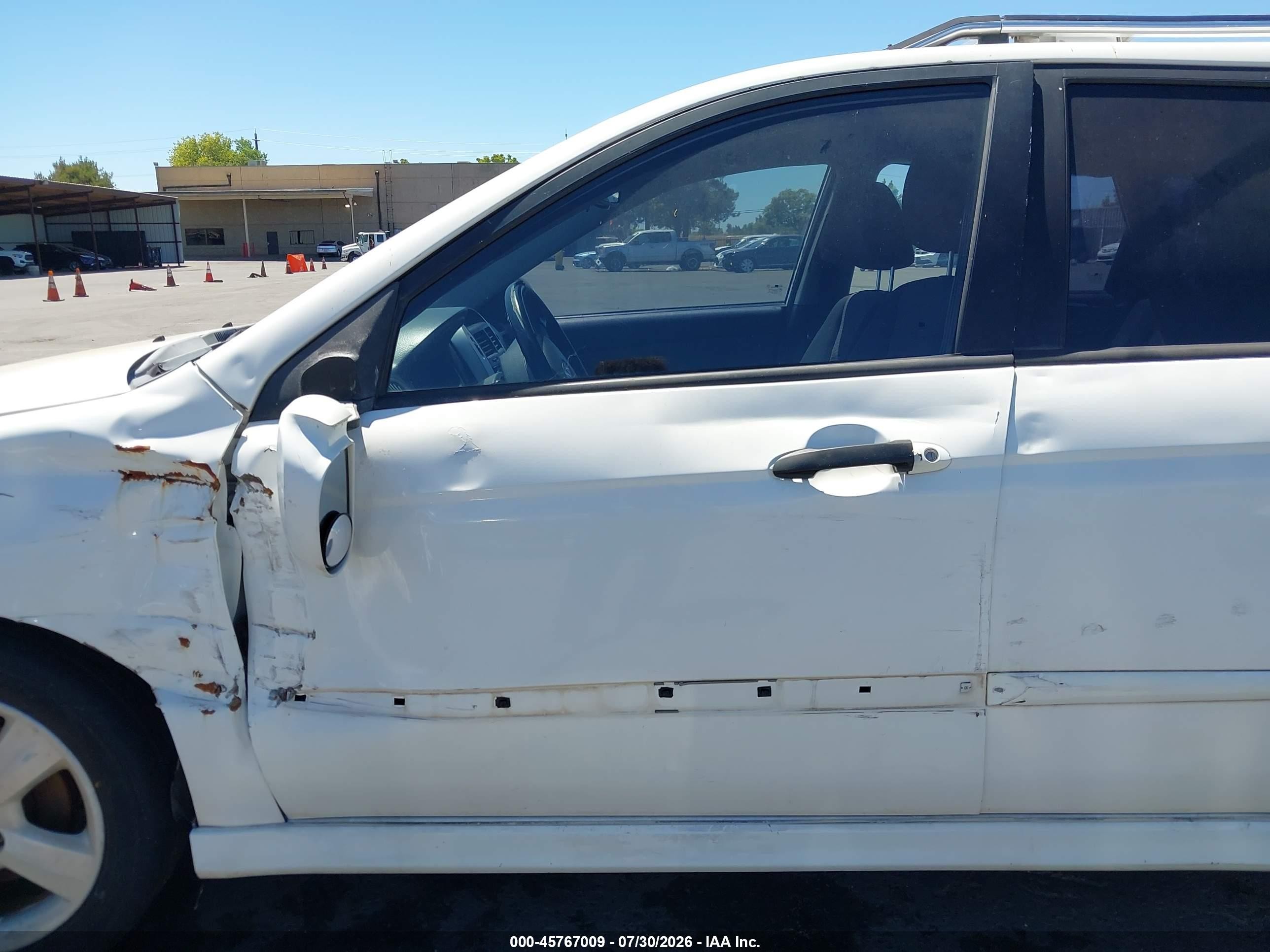 2008 Kia Spectra5 Sx White vin: KNAFE161X85012900