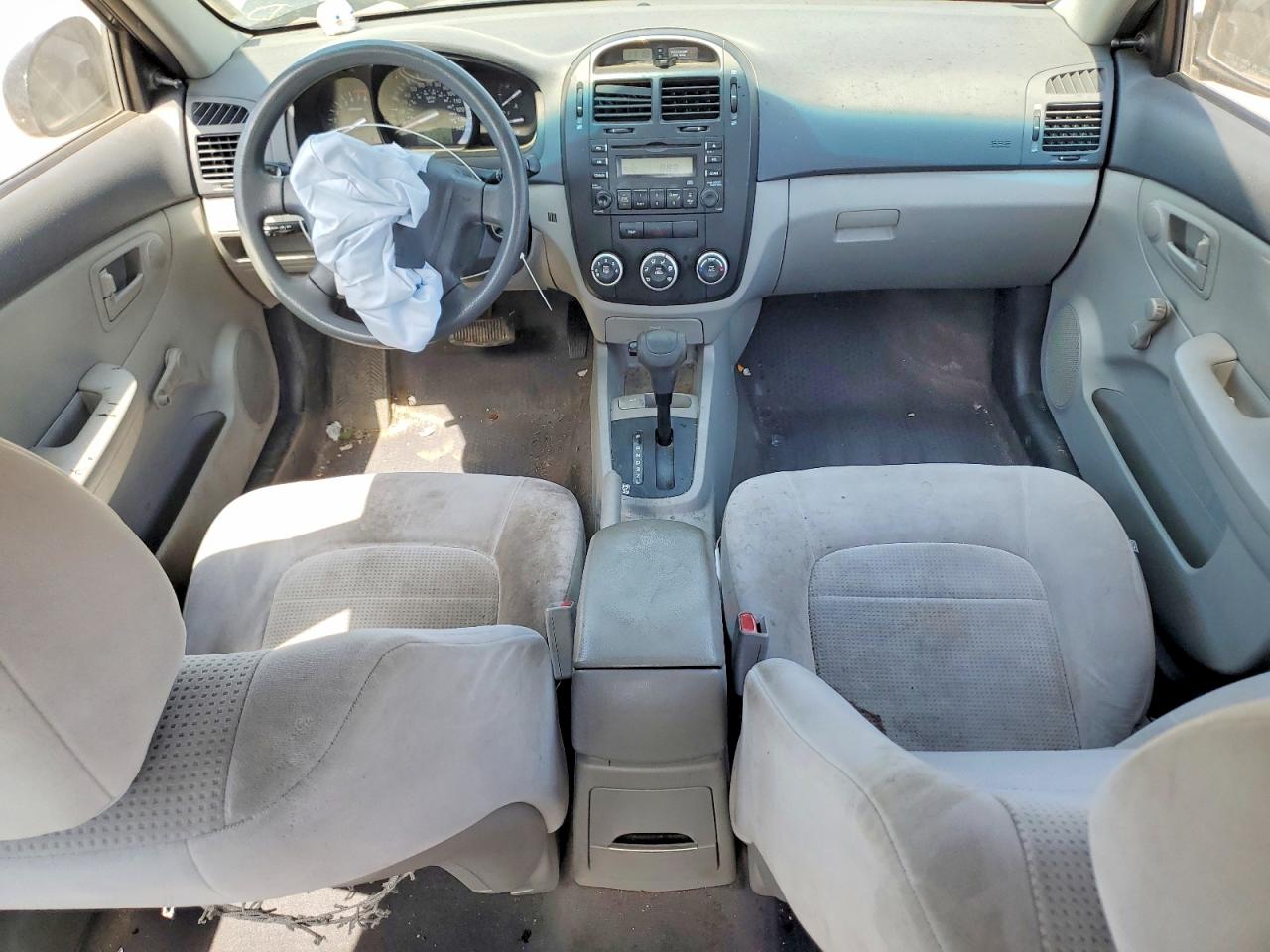 2009 Kia Spectra Lx Black vin: KNAFE221095659643