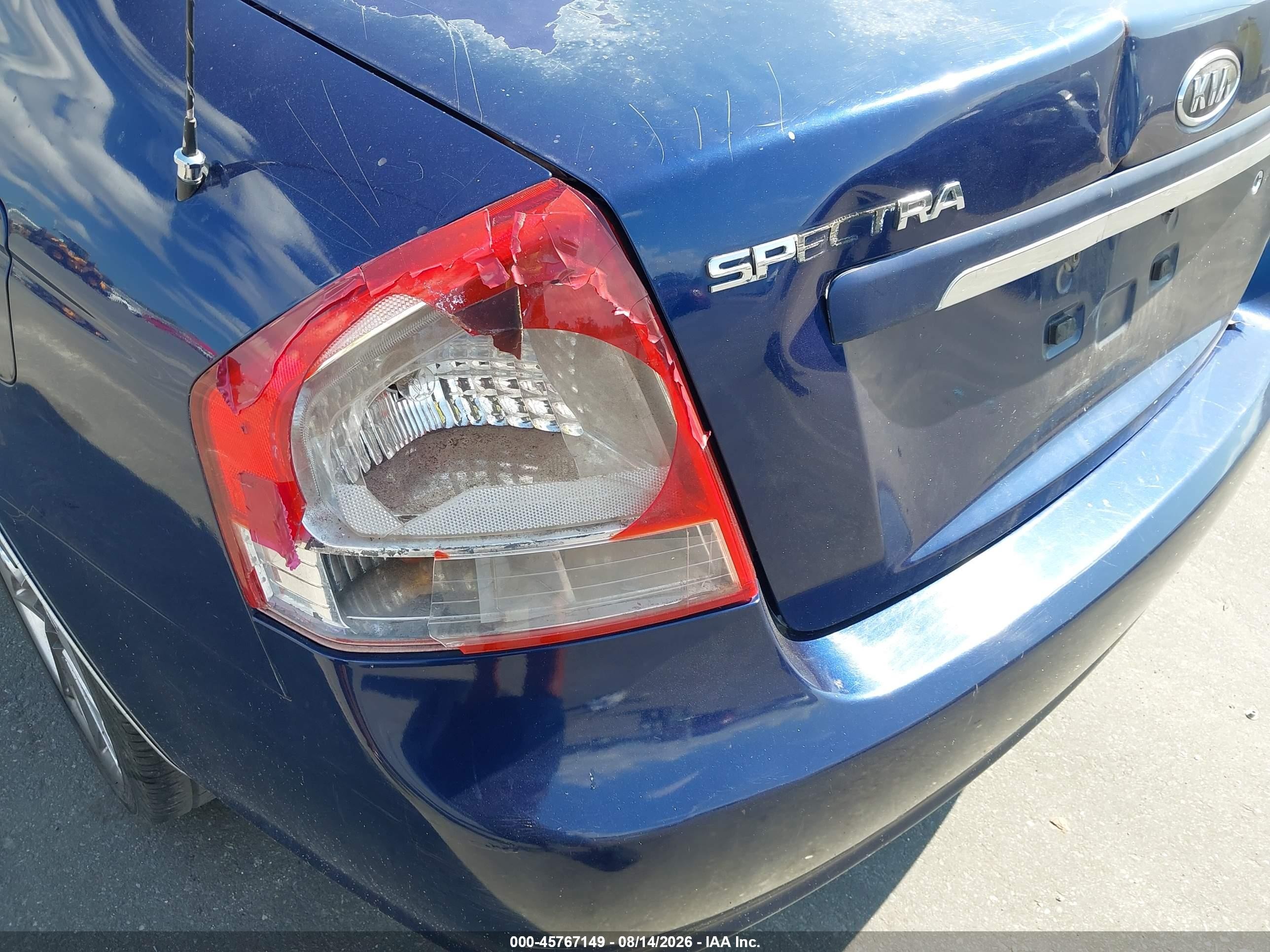 2009 Kia Spectra Ex Blue vin: KNAFE221195613108