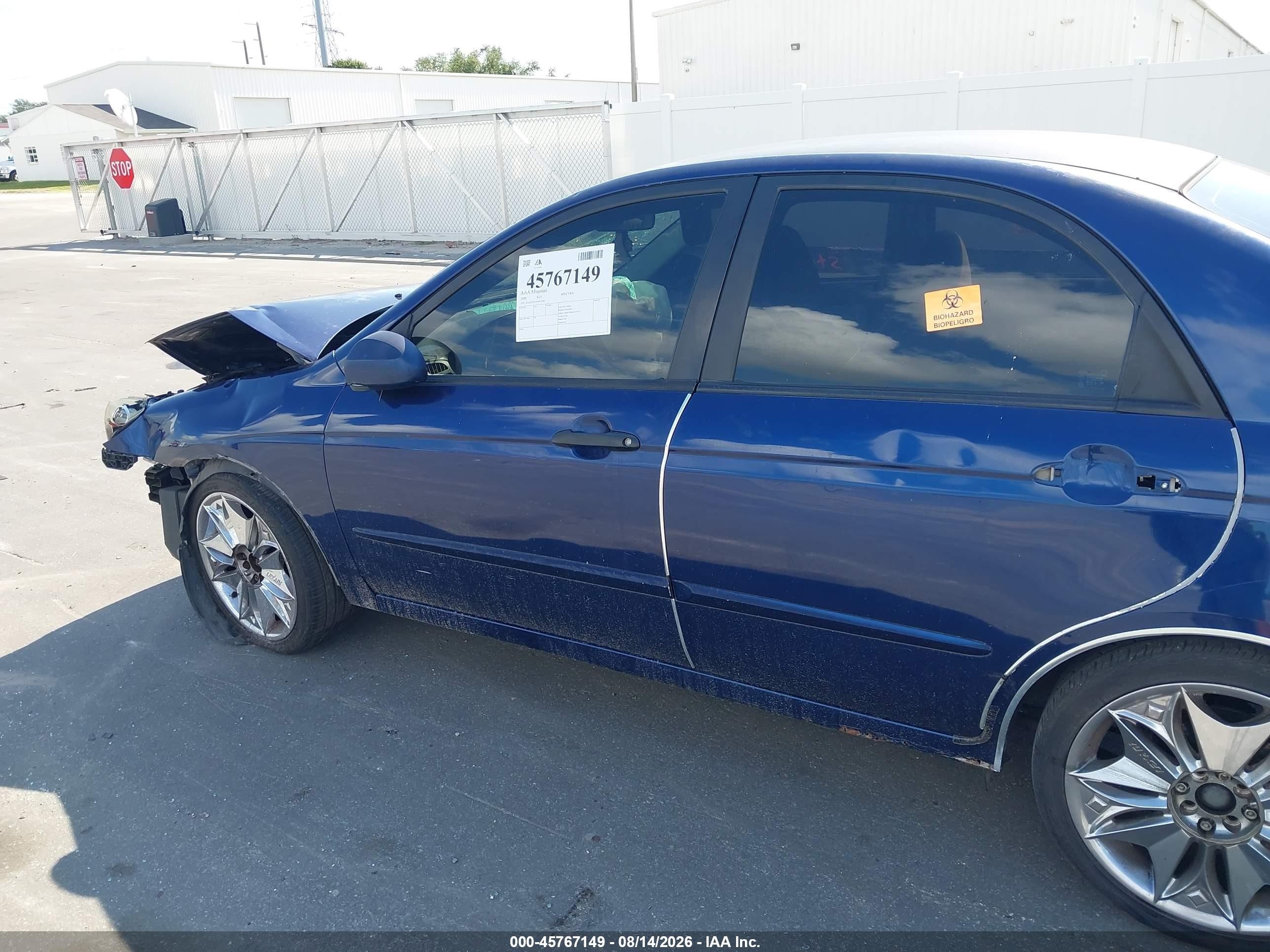 2009 Kia Spectra Ex Blue vin: KNAFE221195613108
