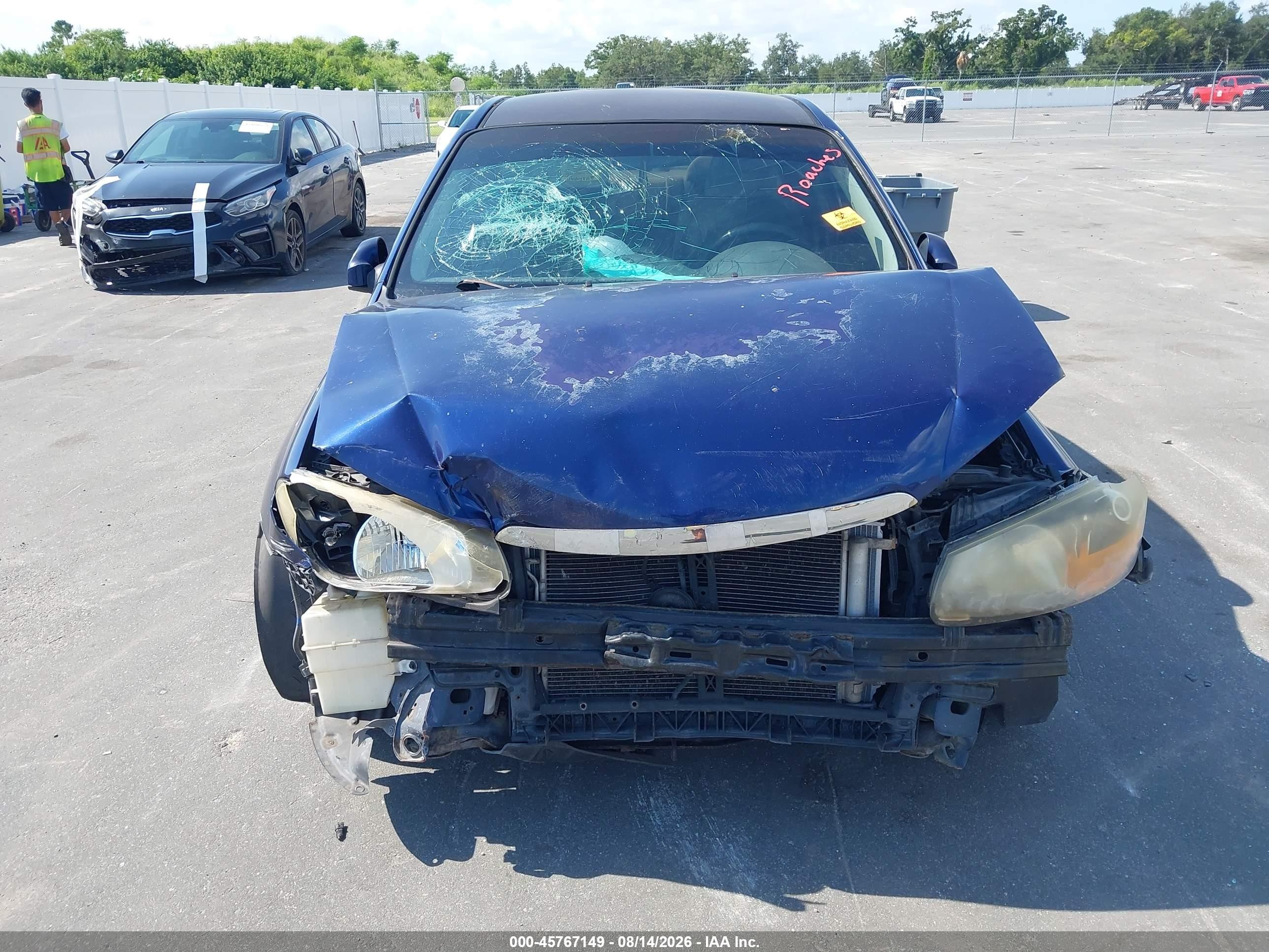 2009 Kia Spectra Ex Blue vin: KNAFE221195613108