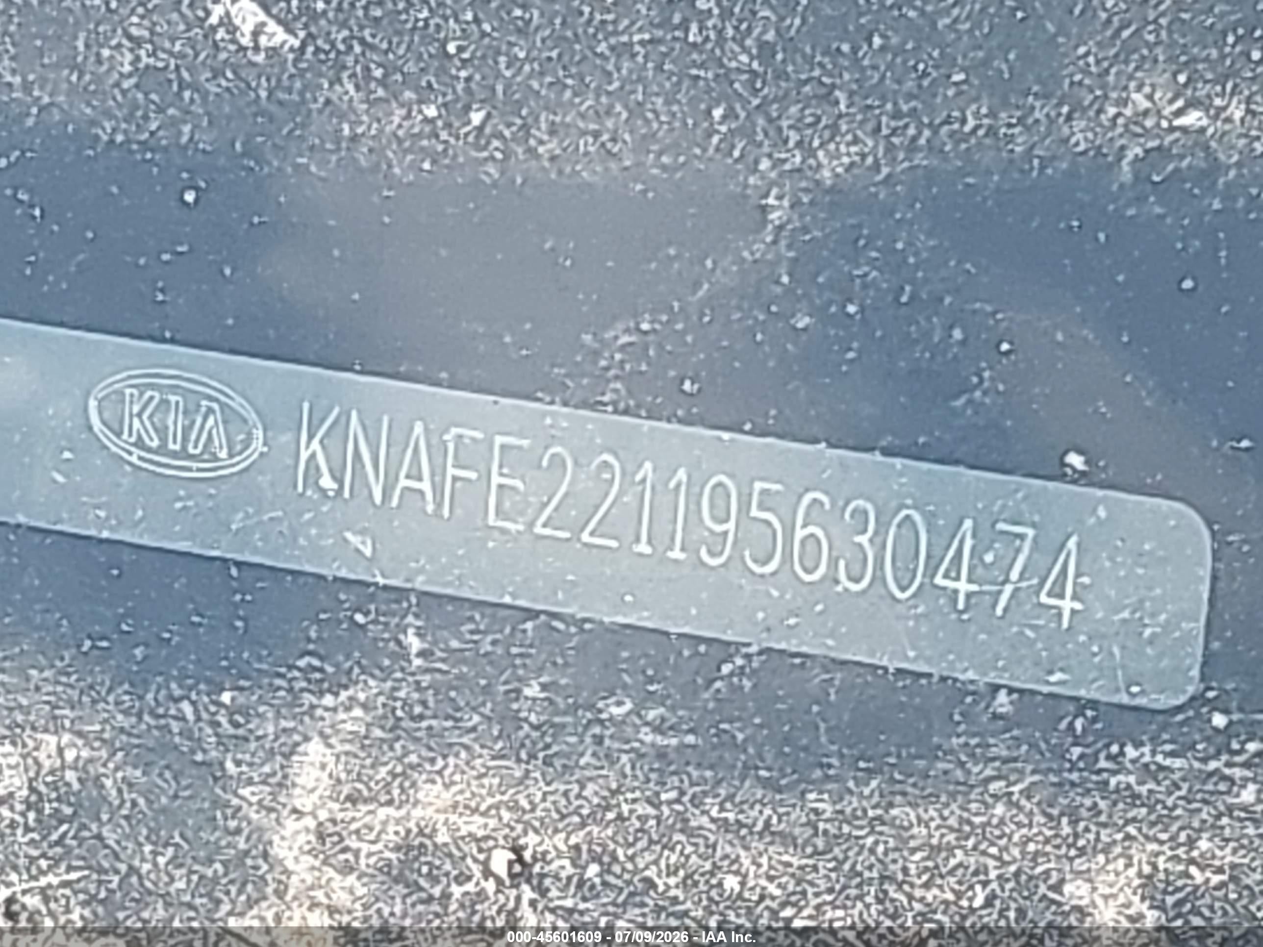 2009 Kia Spectra Lx Черный vin: KNAFE221195630474