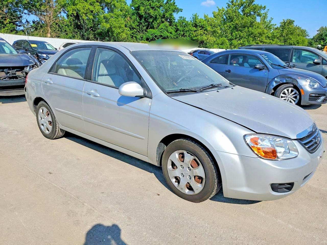 2009 Kia Spectra Lx Silver vin: KNAFE221195666844