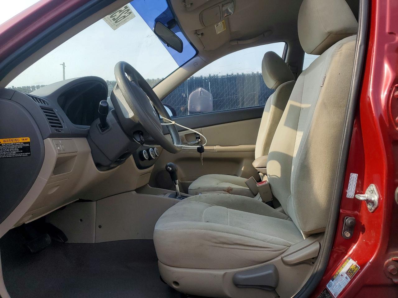 2009 Kia Spectra Lx Red vin: KNAFE221295598618