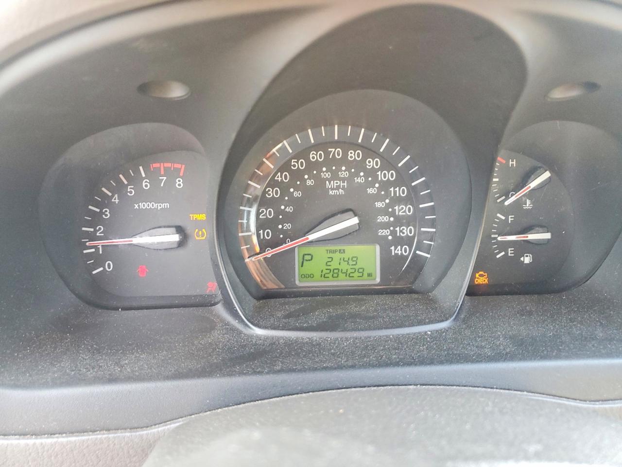 2009 Kia Spectra Lx Red vin: KNAFE221295598618
