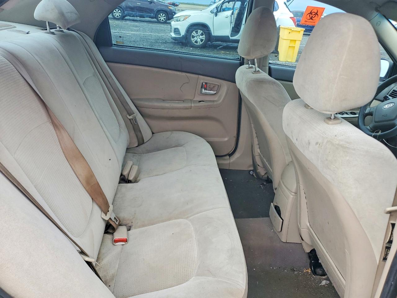 2009 Kia Spectra Lx Gold vin: KNAFE221295598859