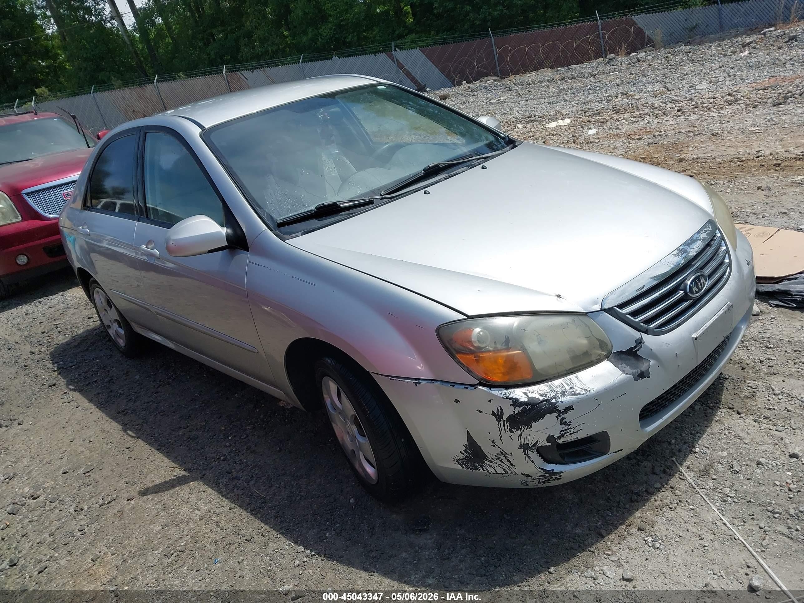 2009 Kia Spectra Ex Silver vin: KNAFE221295618804