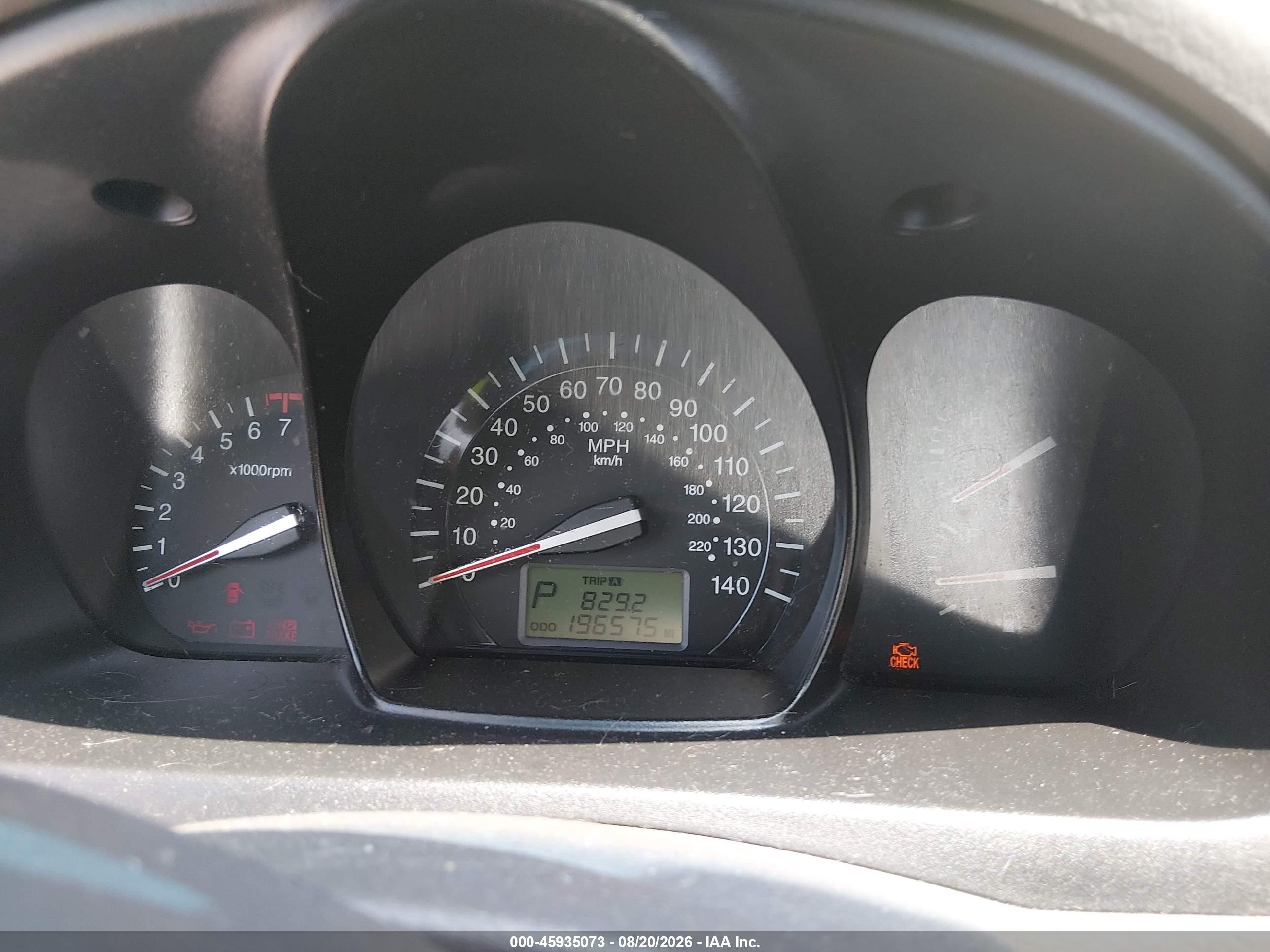 2009 Kia Spectra Ex Gold vin: KNAFE221295657571