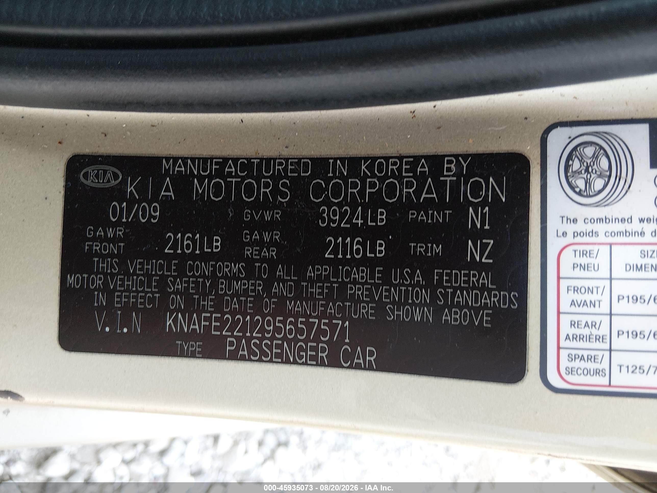 2009 Kia Spectra Ex Gold vin: KNAFE221295657571