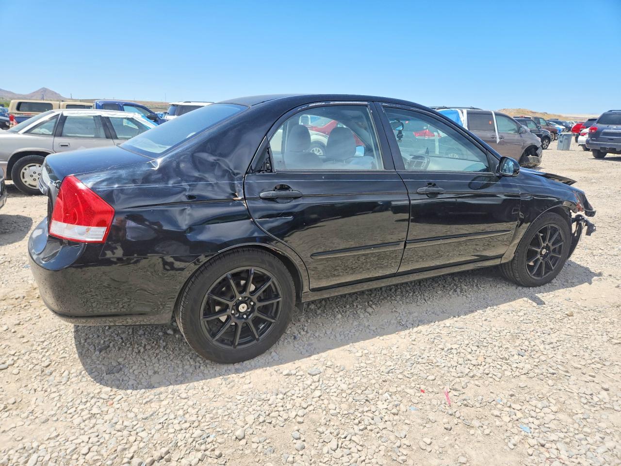 2009 Kia Spectra Lx Черный vin: KNAFE221495655921