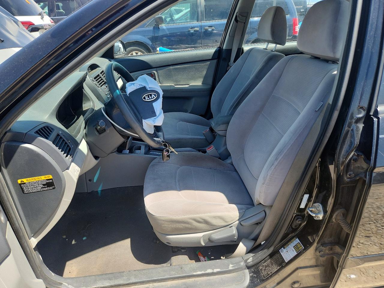 2009 Kia Spectra Lx Черный vin: KNAFE221495655921