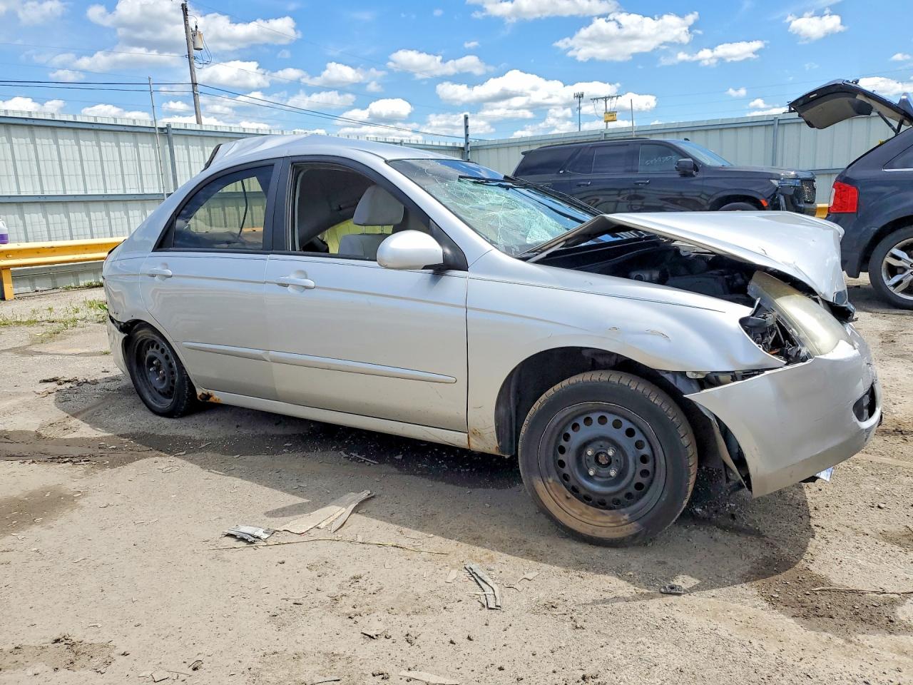 2009 Kia Spectra Lx Silver vin: KNAFE221595646063